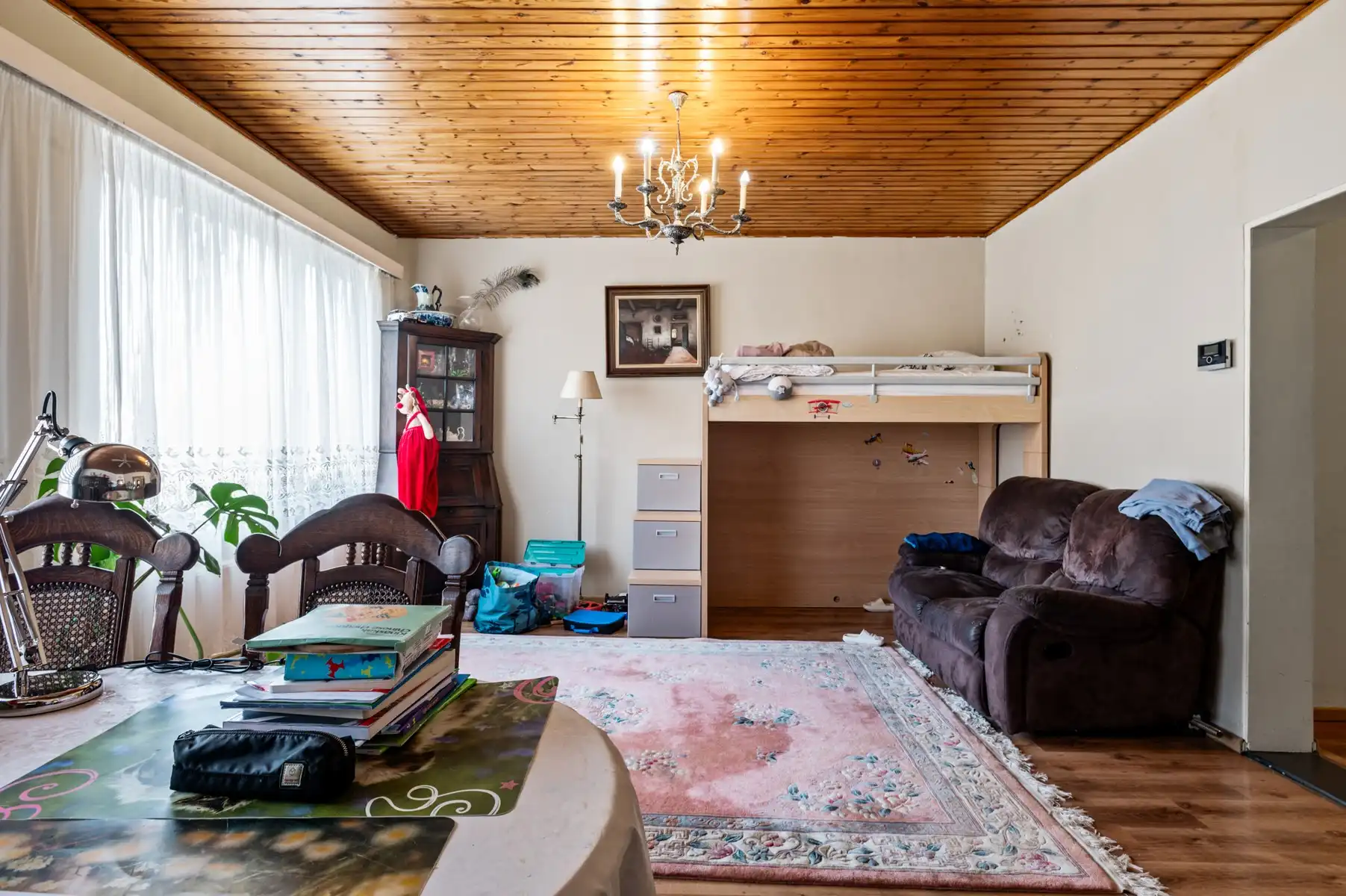 Opbrengsteigendom met garages en appartement foto 8