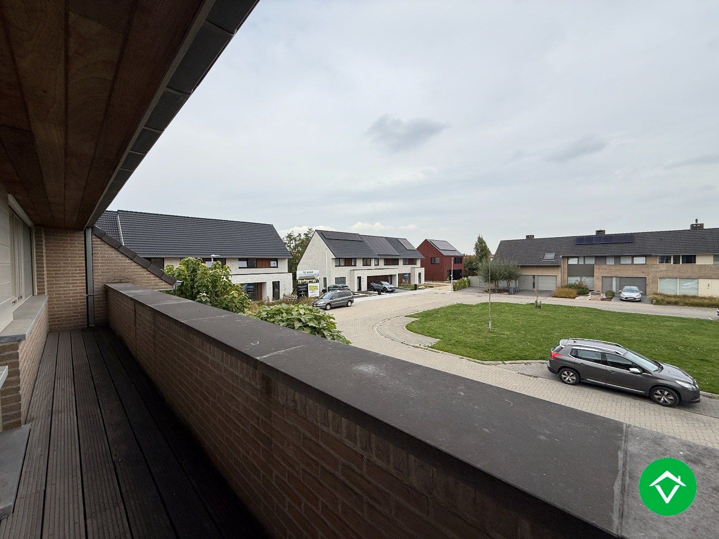 Prachtige rijwoning met 3 slaapkamers, tuin en garage te Roeselare foto 21
