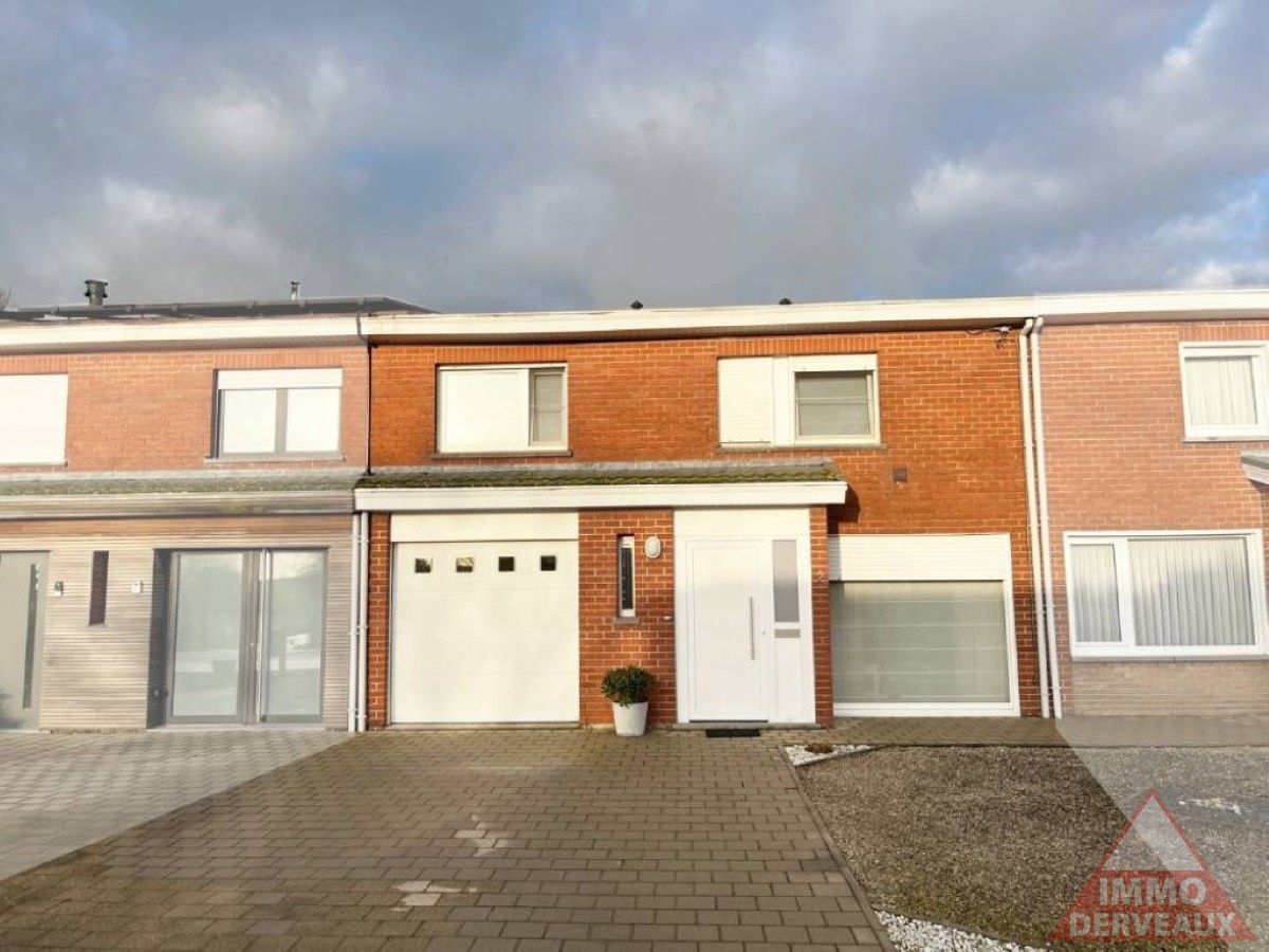 Zonnebeke - Instapklare woning met tuin en garage foto {{pictureIndex}}