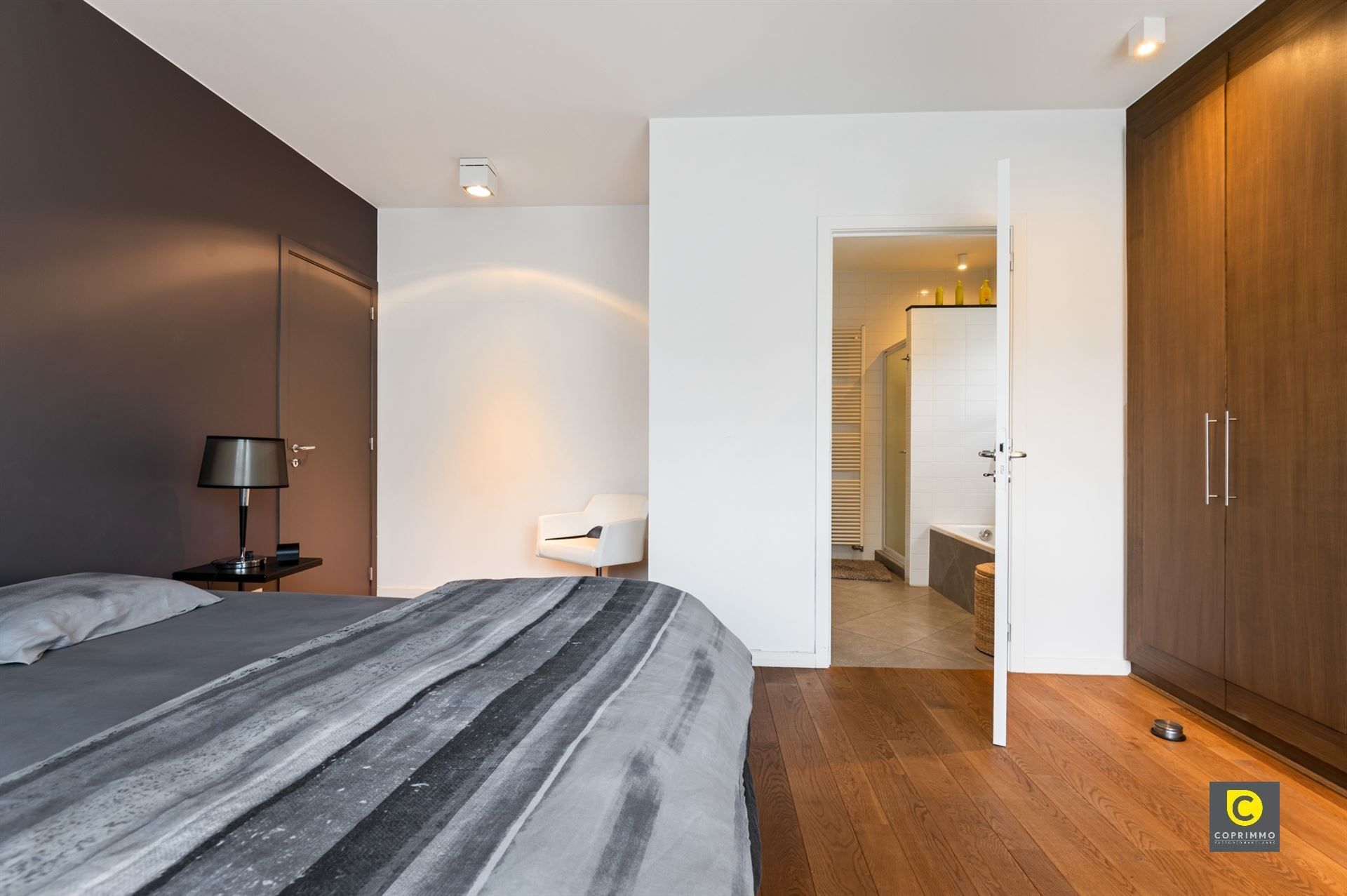 Lichtrijk 3 slpk app met ZW-terras te Veldekens! foto 8