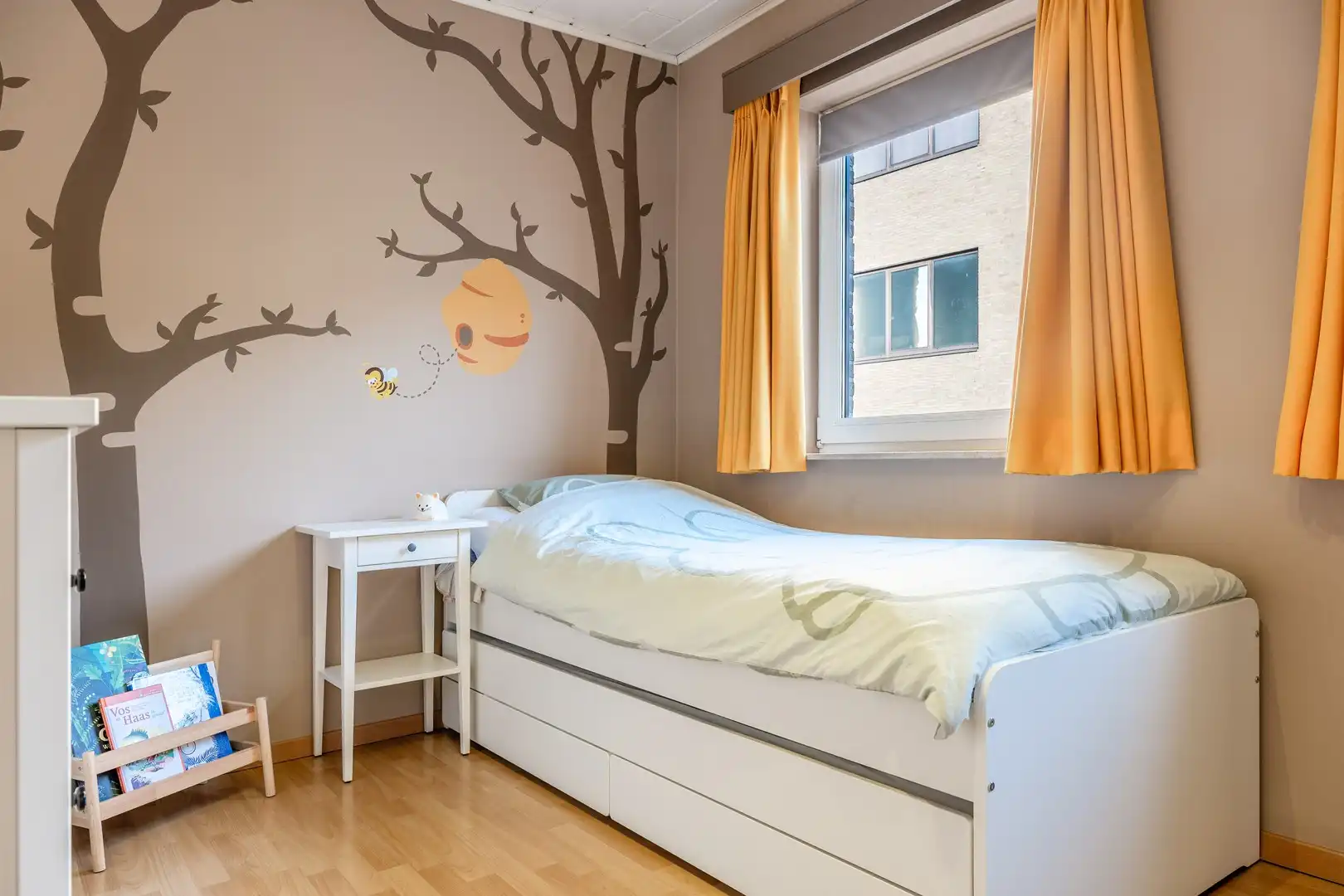 Instapklare woning met vier slaapkamers en tuin in het hart van de stad foto 11