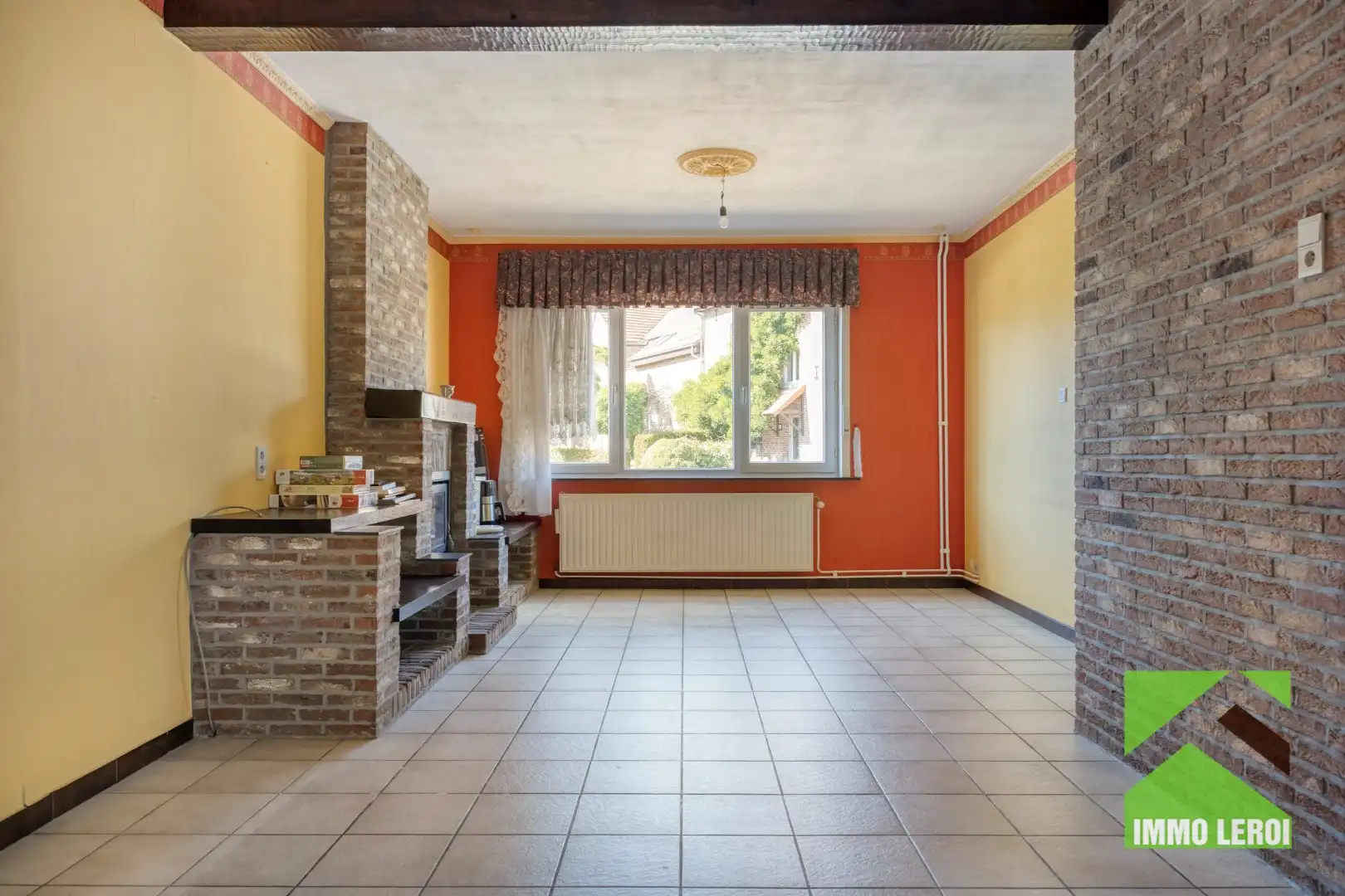 Mooie gezinswoning met 2 garages en prachtige tuin op totaal 52a 91ca foto 5