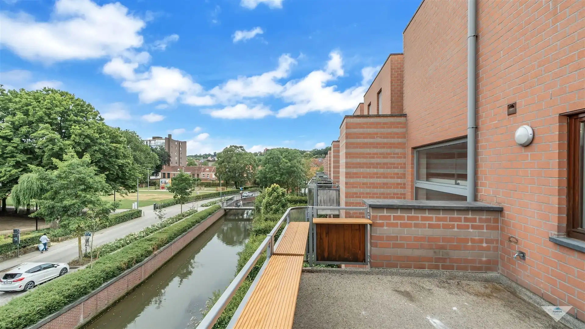 Instapklaar duplexappartement met garagebox op toplocatie! foto 10