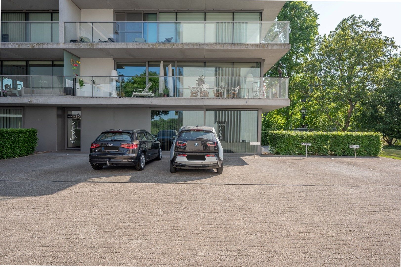 Subliem wonen aan het water - een oase van rust in hartje Sint-Michiels foto 16