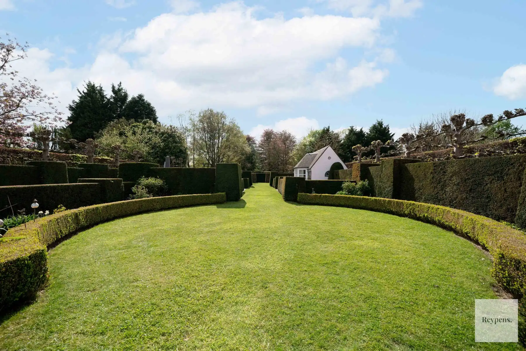 Unieke Laporta villa met prachtige tuin en zwembad foto 25
