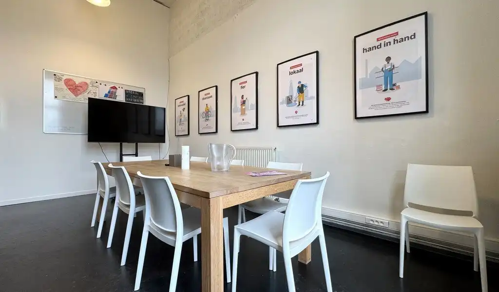 Instapklaar kantoor te huur aan luchthaven in Deurne foto 6