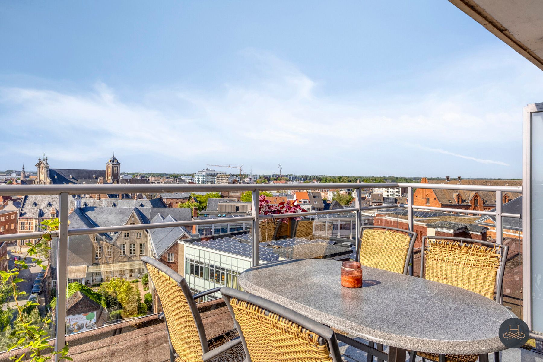 Vernieuwd dakappartement met subliem panoramisch uitzicht foto 24