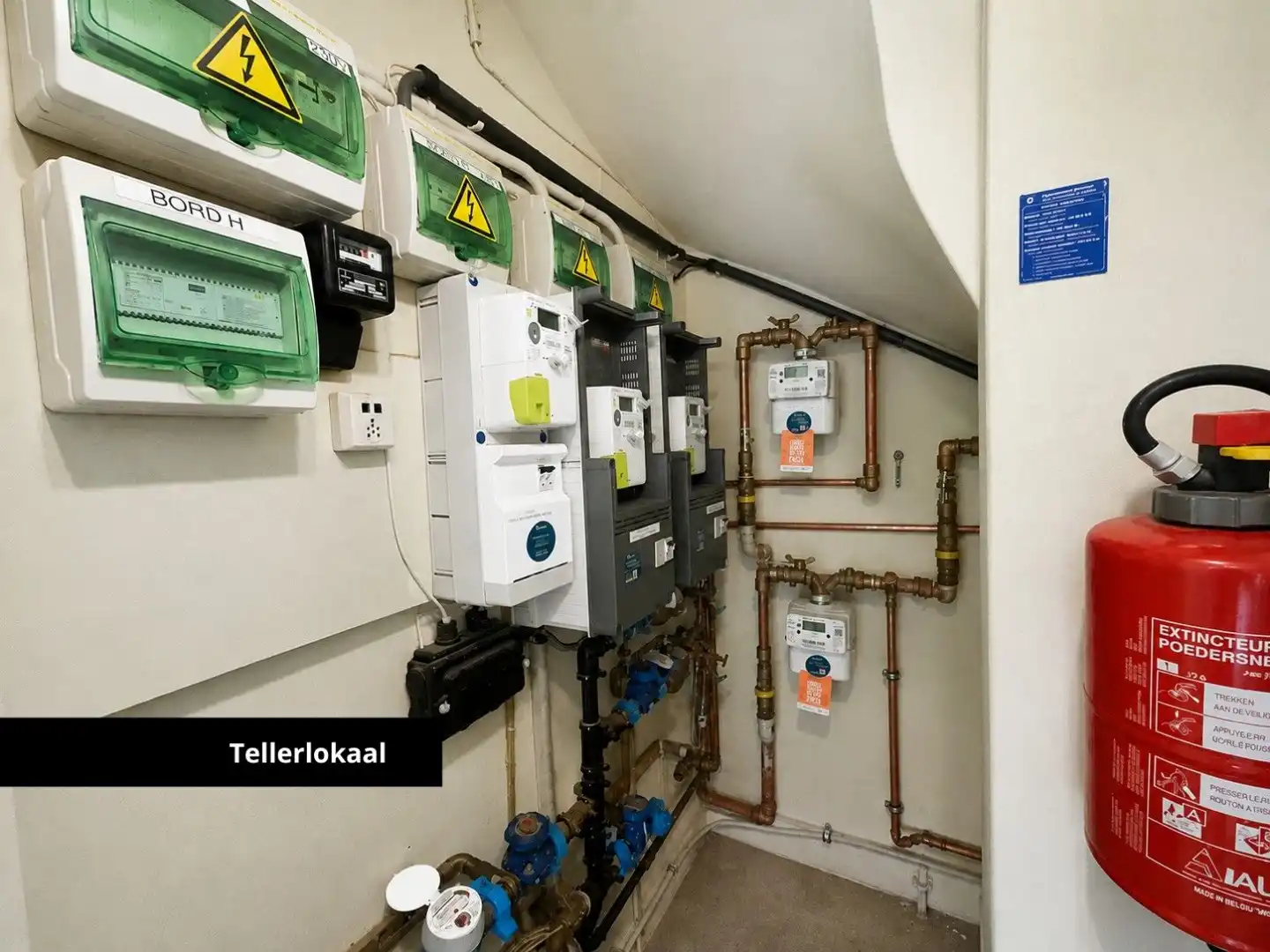 Residentie “Klokkegalm” – opbrengsteigendom met 3 appartementen en 3 garages foto 30