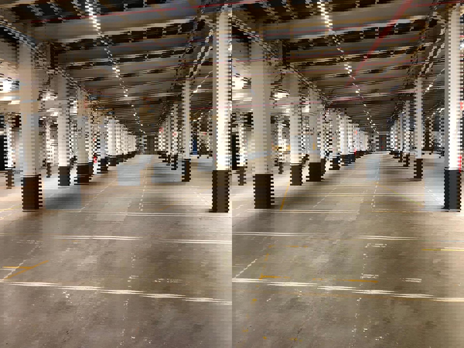 Magazijn van ca. 10.000m²  verdeeld over 2 verdiepingen glv 7.000m² en 1ste V 3.000m²  te Vilvoorde foto 5