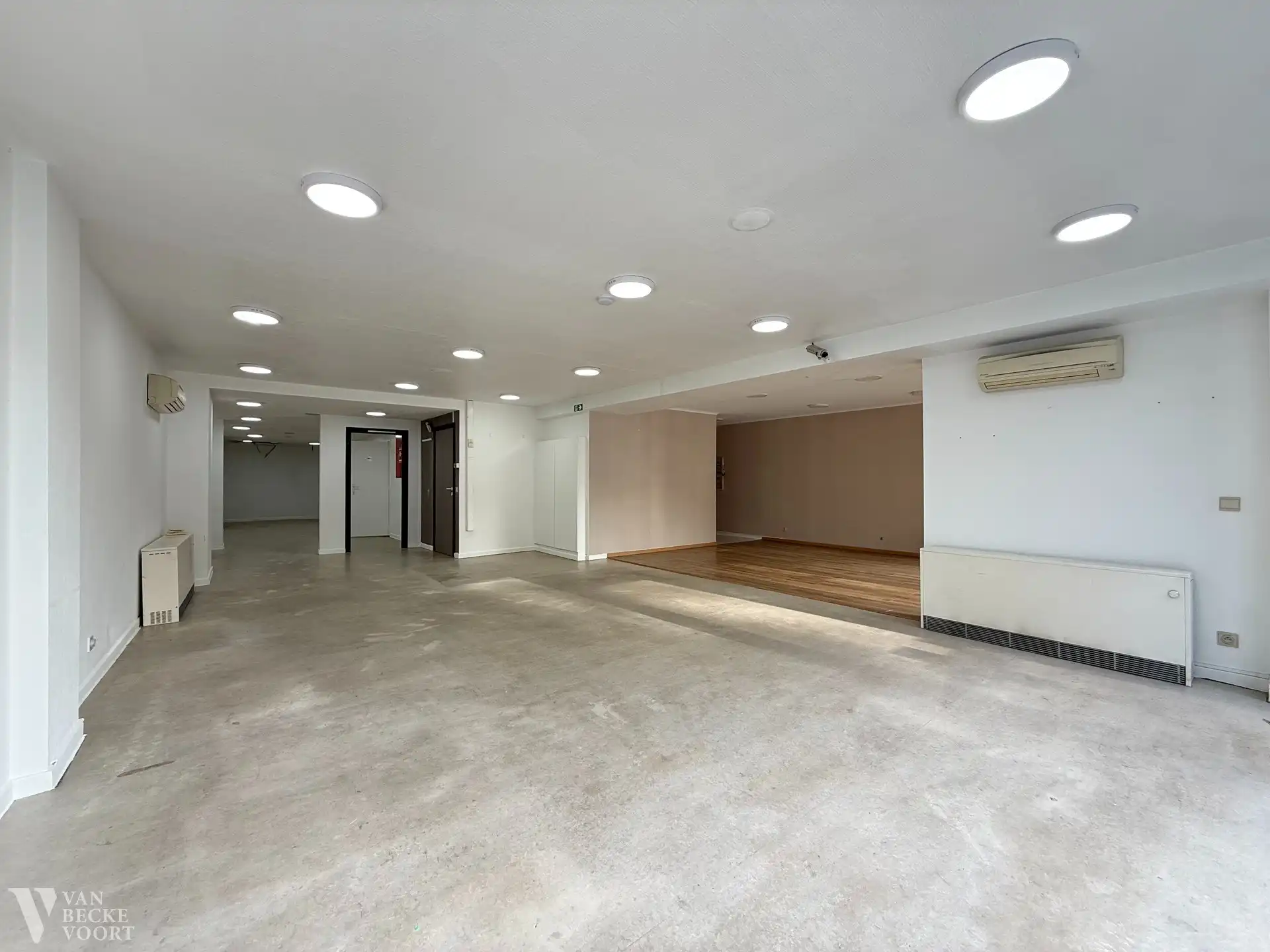 Handelsgelijkvloers 131m² foto 5