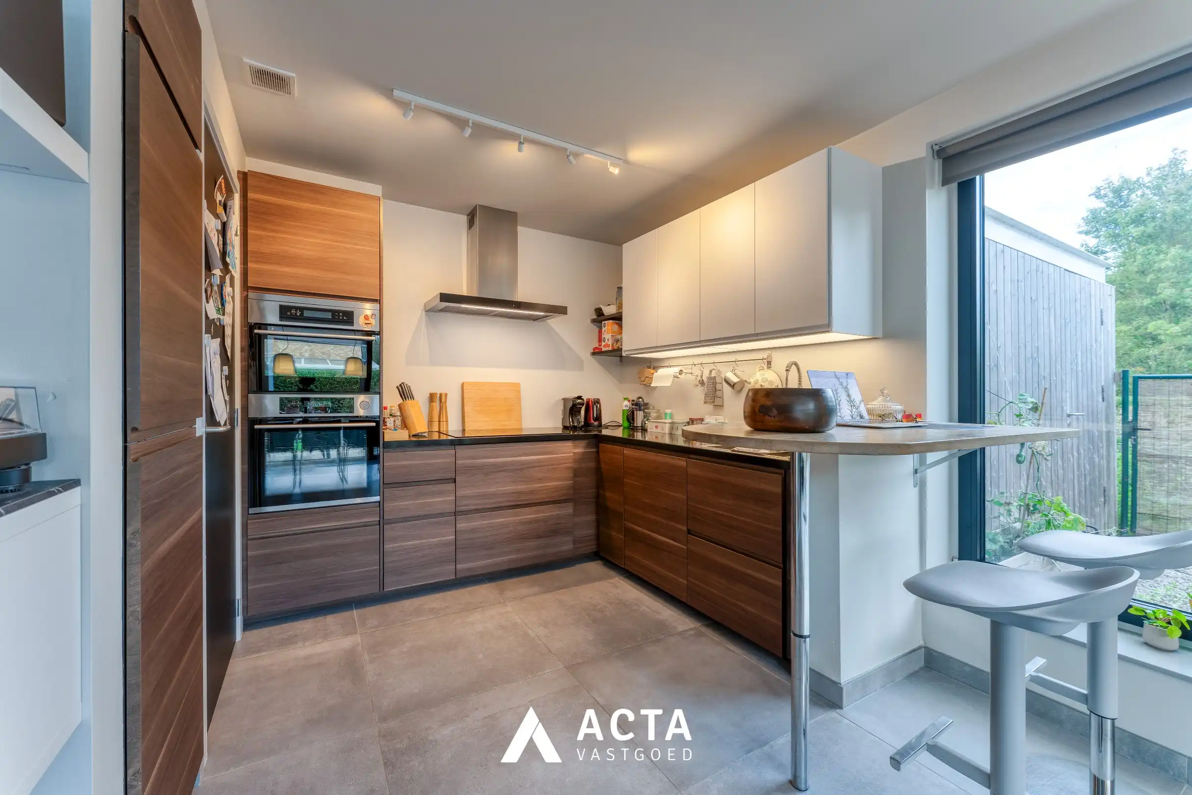 Instapklare halfopen gezinswoning in Baanhof in Oostende foto 8