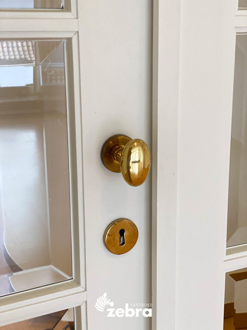 Instapklaar appartement met één slaapkamer op unieke locatie te Roeselare! foto 6