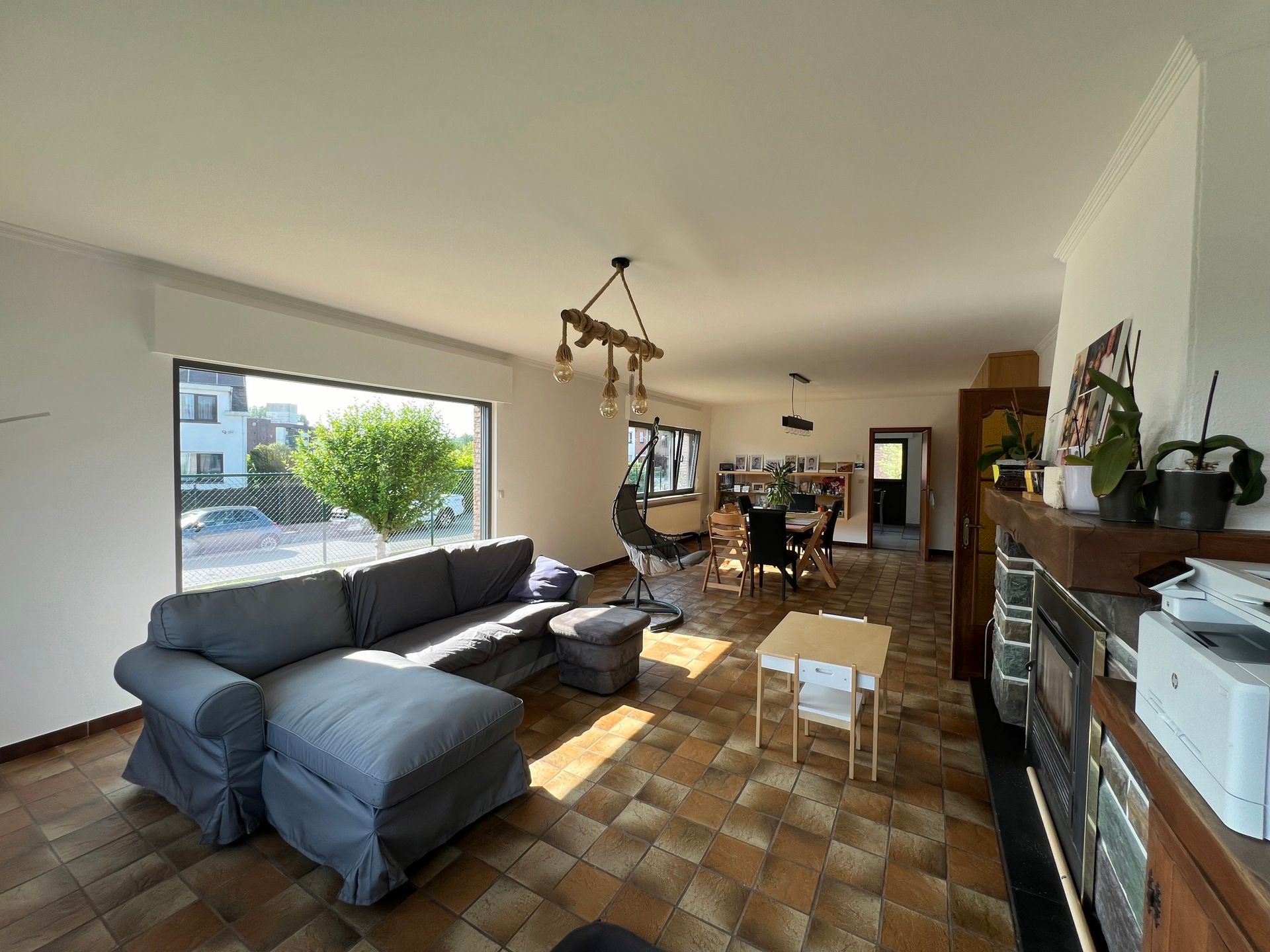 Zeer ruime en kwalitatief gerenoveerde woning nabij centrum foto 5