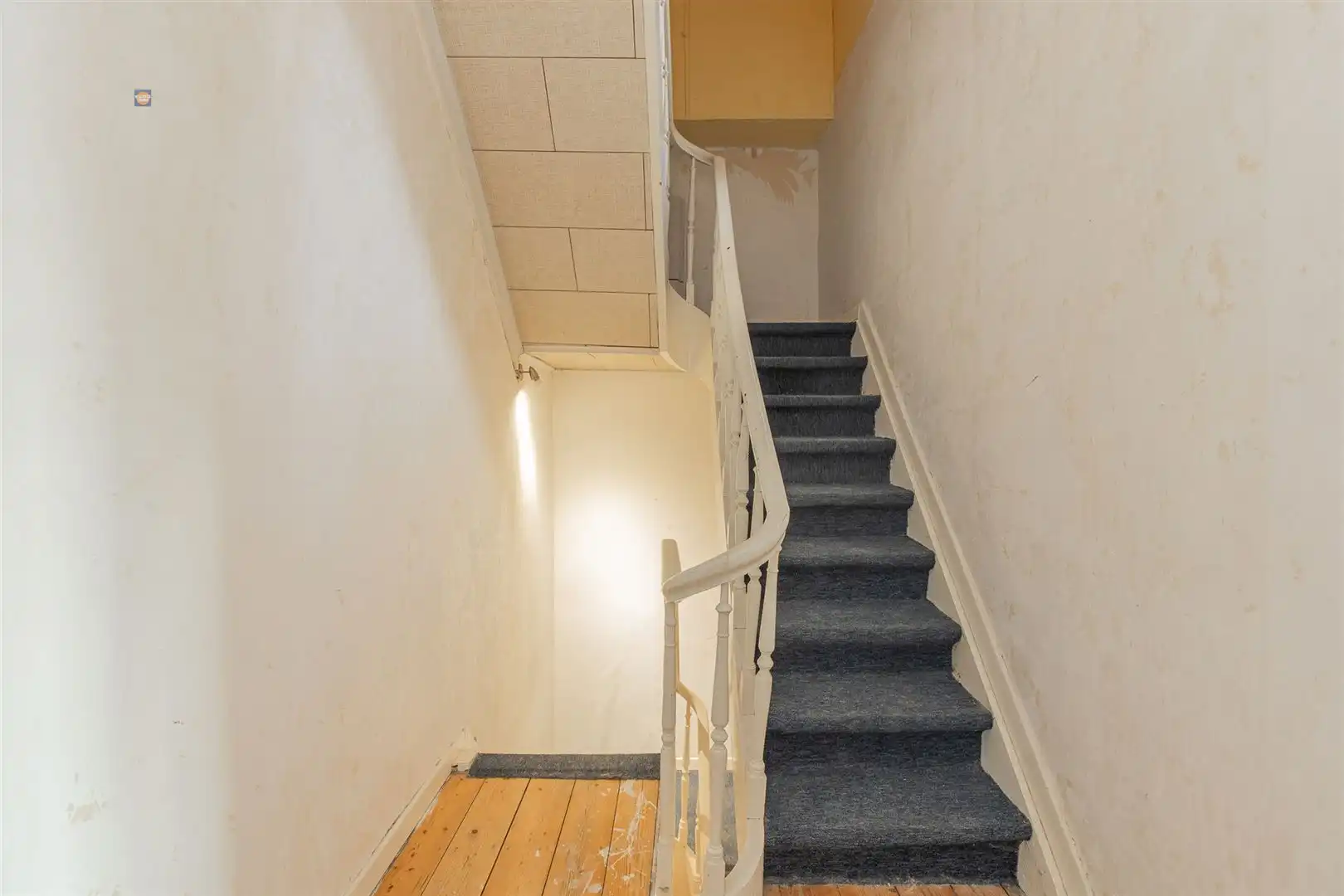 Op te frissen woning met potentieel, 2 slpk, tuin en zolder foto 14