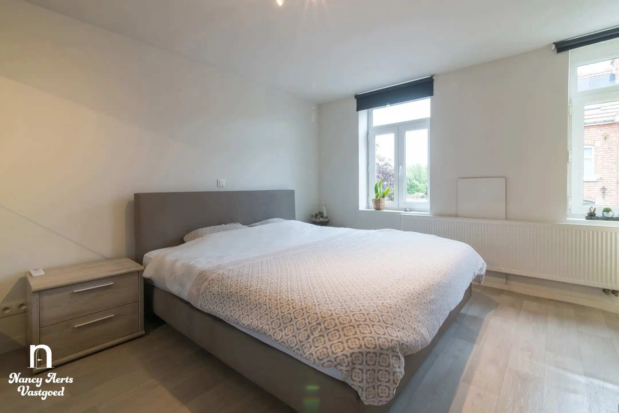 Charmante gerenoveerde woning met zuidgerichte tuin foto 22