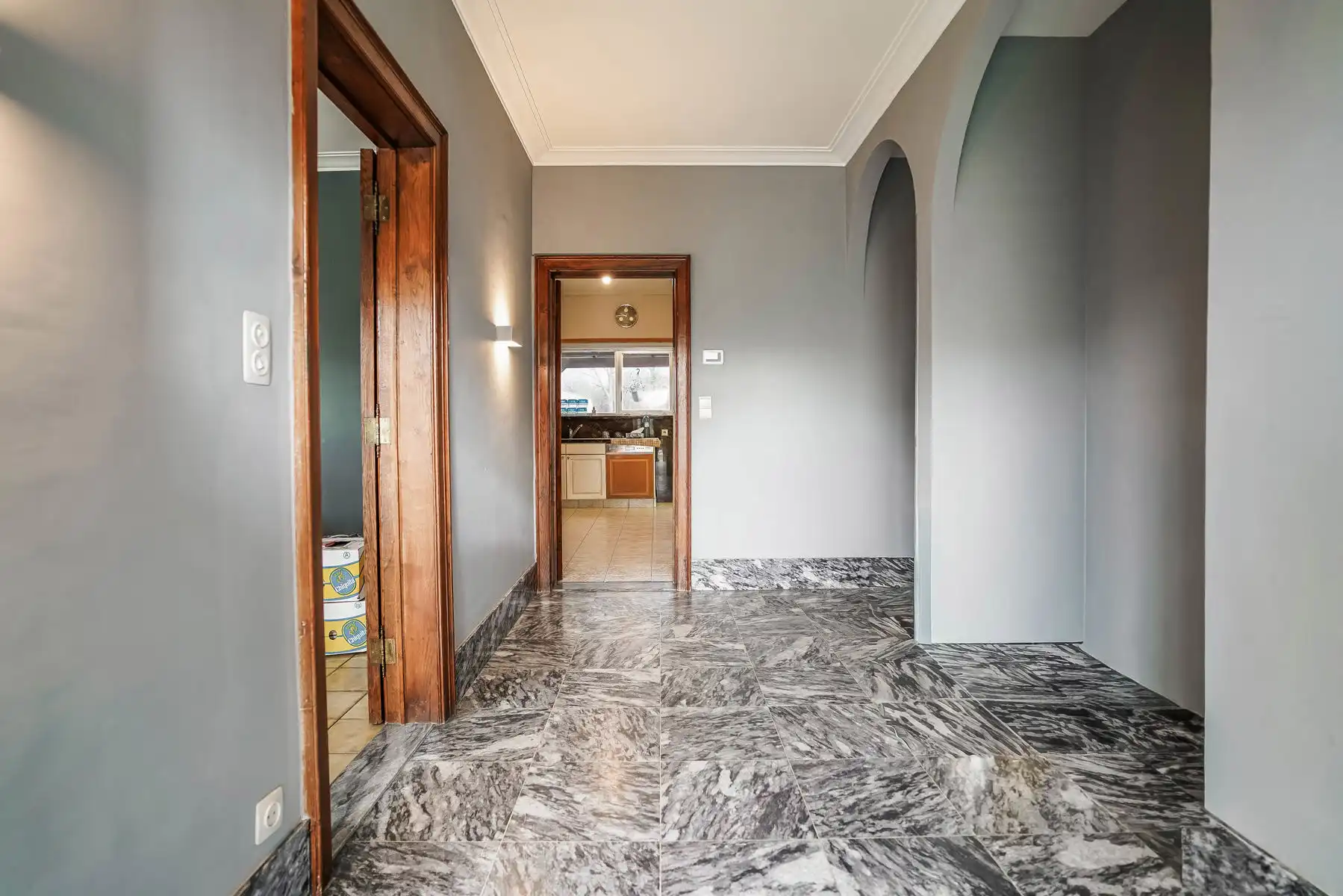 Vrijstaande woning mét magazijn op een perceel van 2277m² te Bornem foto 6