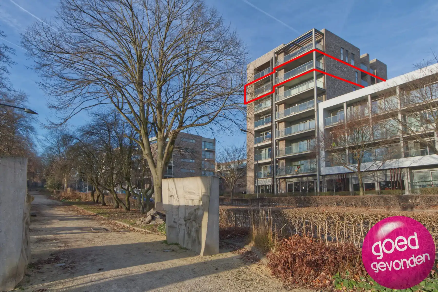 APP 300 m² - 3 SLK - 2 LIVINGS - 2 BDK - PARKING - LIFT foto 3