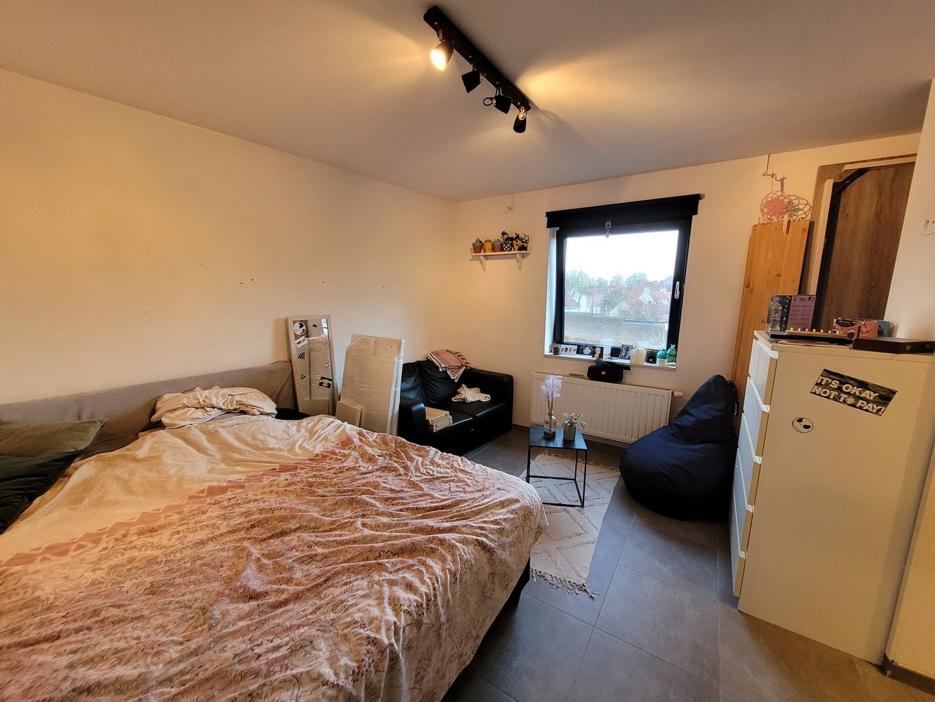 Instapklaar 3 slaapkamer duplex appartement in het hartje van Aalter foto 9