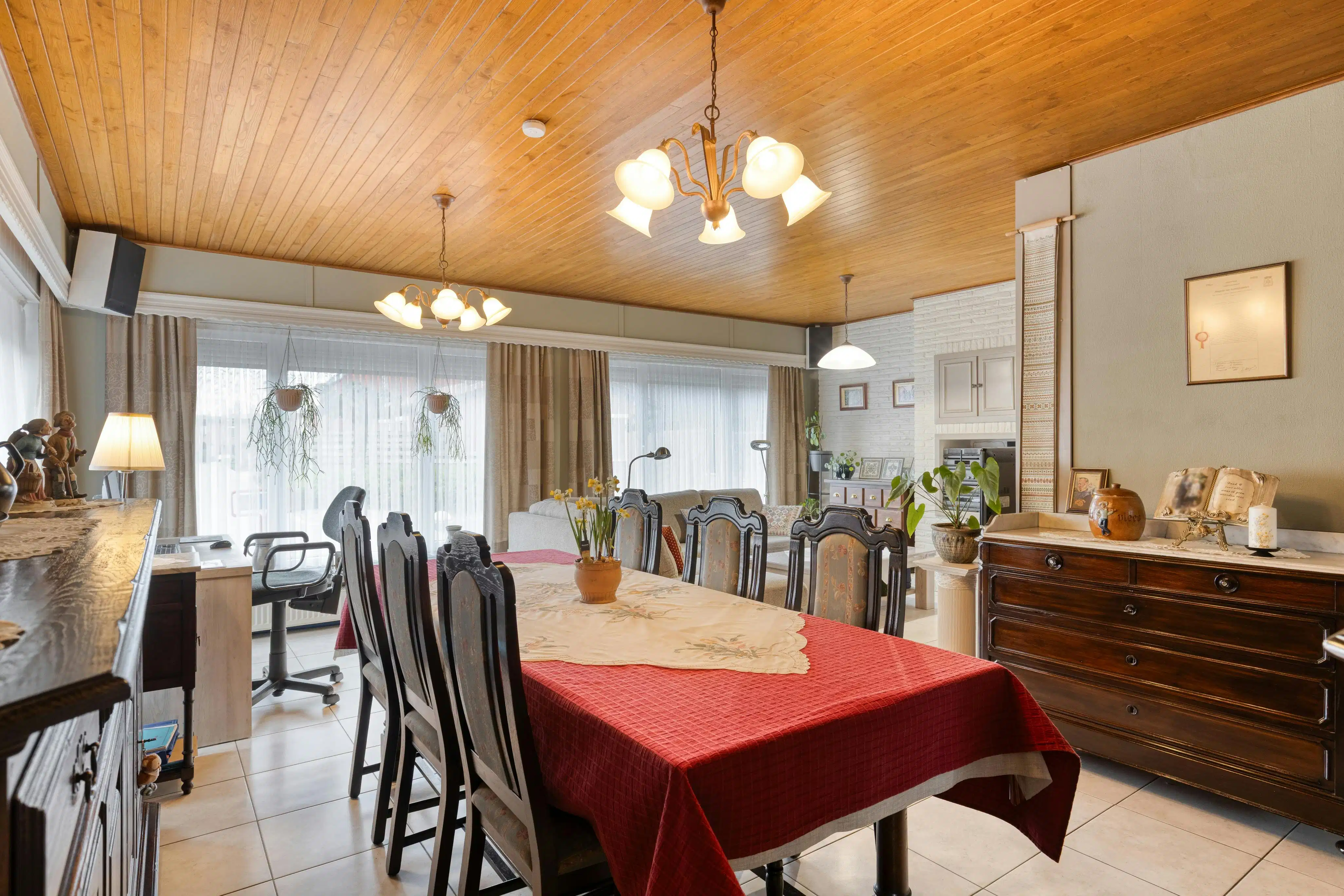 Gezinswoning met 5 slpks, gelegen te Kalmthout-Nieuwmoer! foto 6