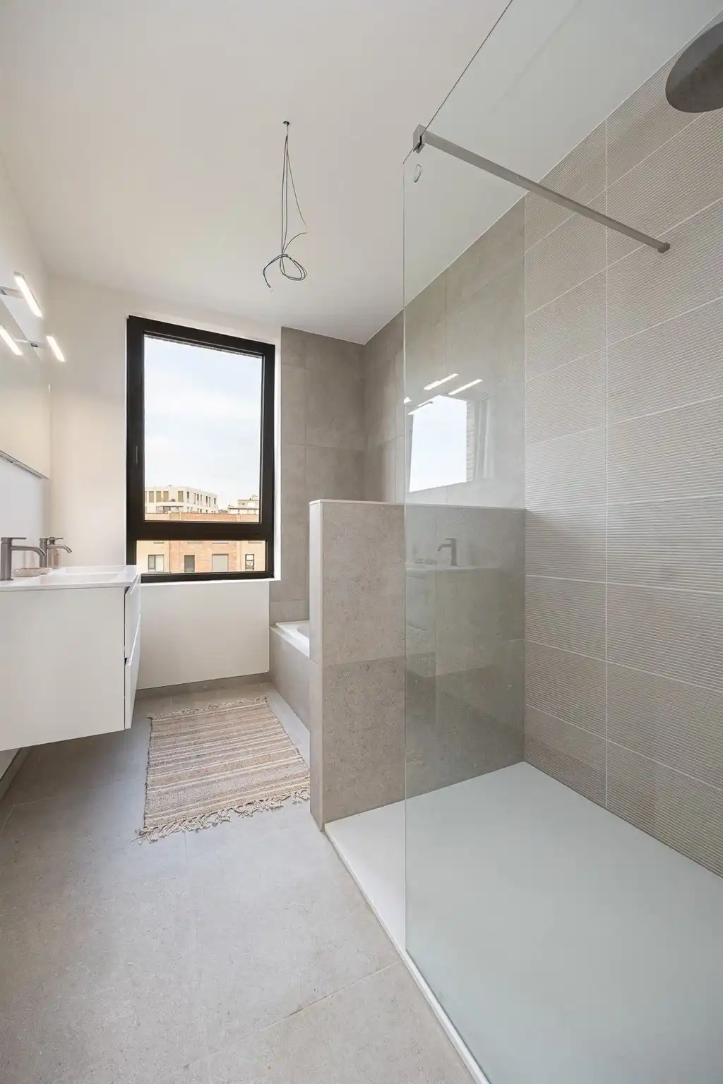 Nieuwbouwwoning onder registratie op toplocatie foto 19