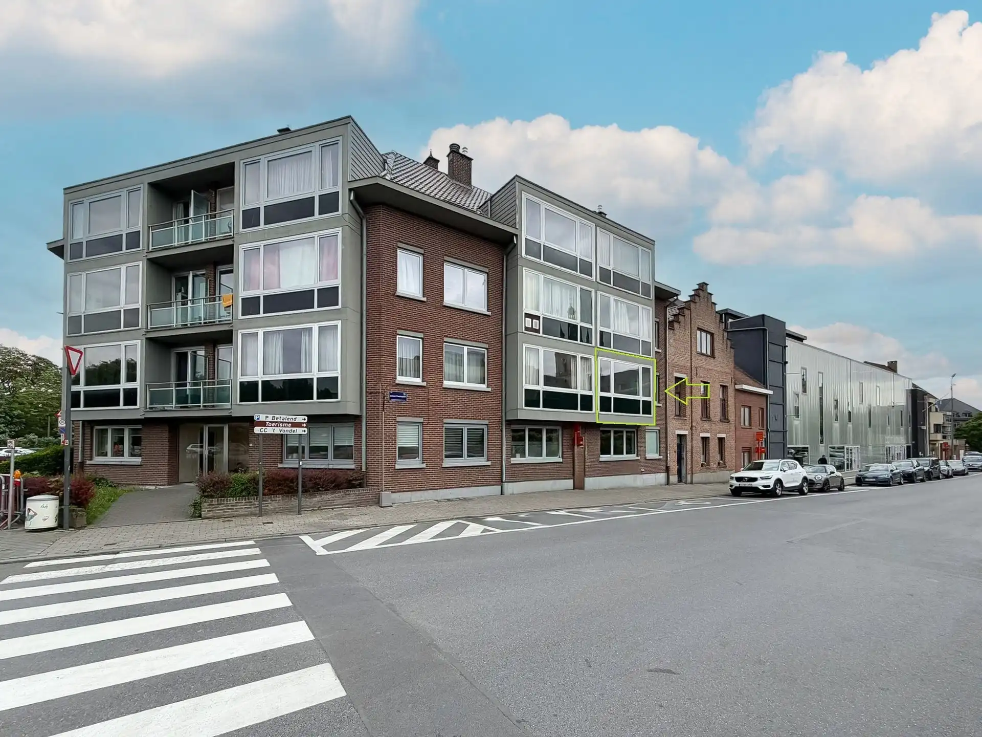 Appartement foto {{pictureIndex}}