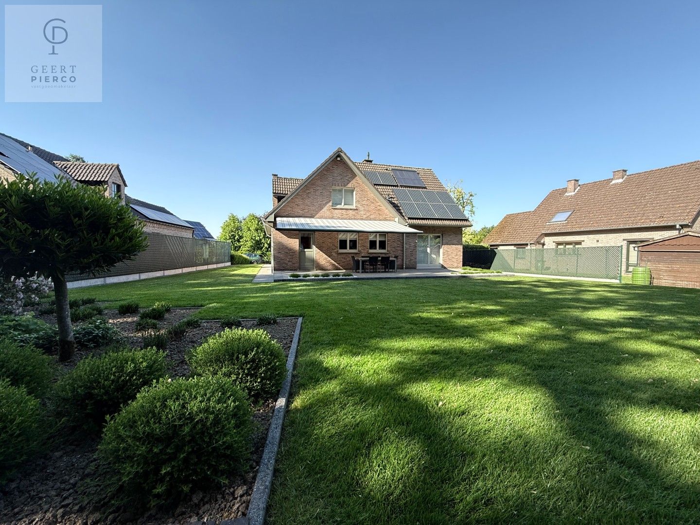 Knappe Villa foto 45