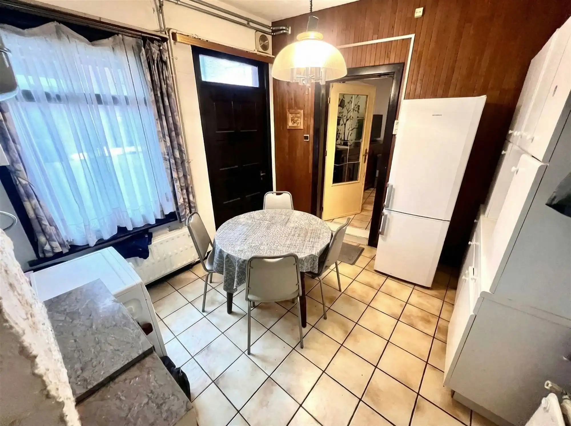 Hoekwoning nabij het centrum foto 5