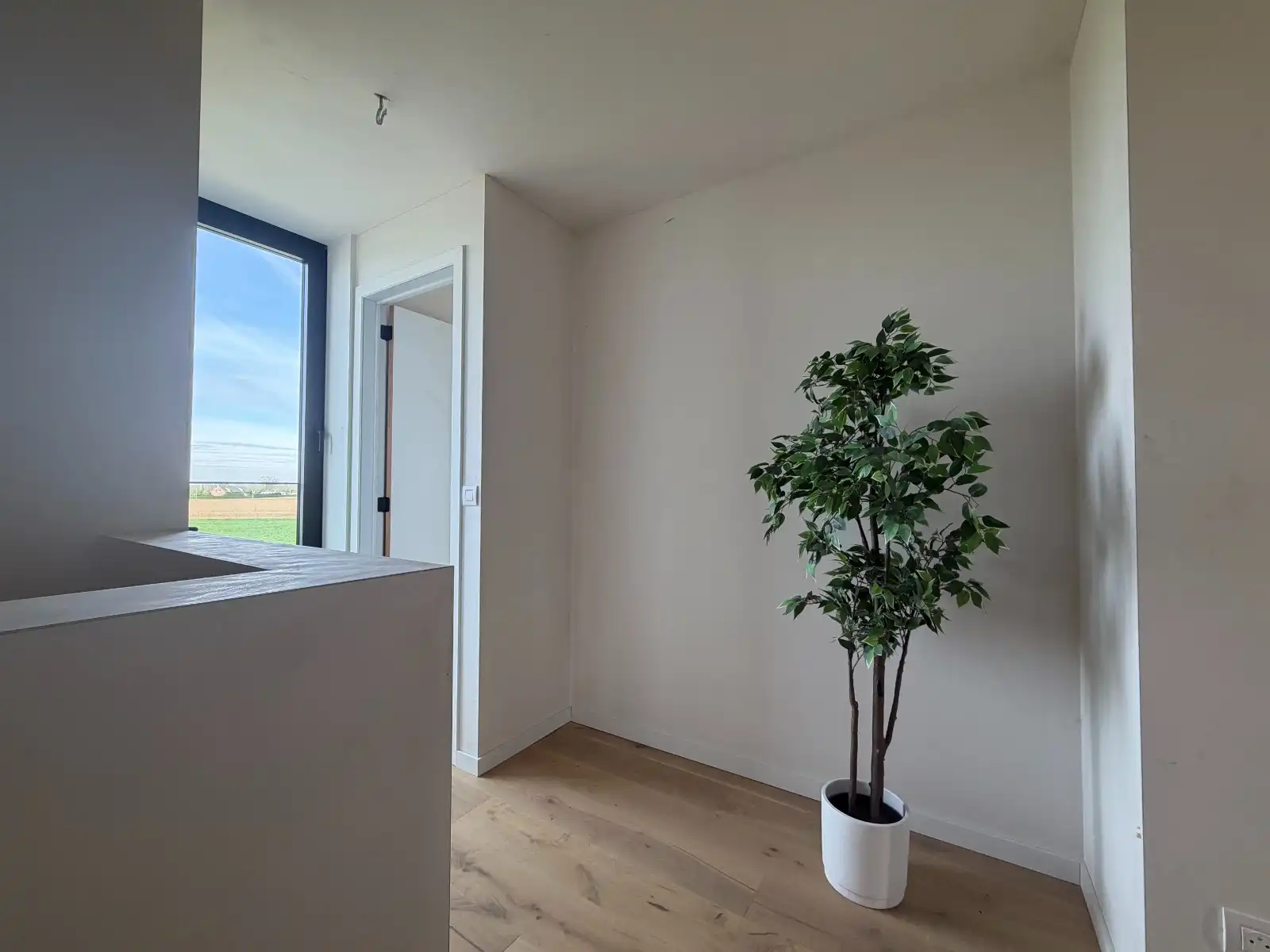 Rustig gelegen nieuwbouwwoning foto 12