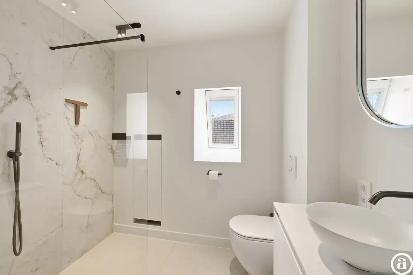 Mooi instapklaar duplex appartement in de Jozef Nellenslaan  foto 22