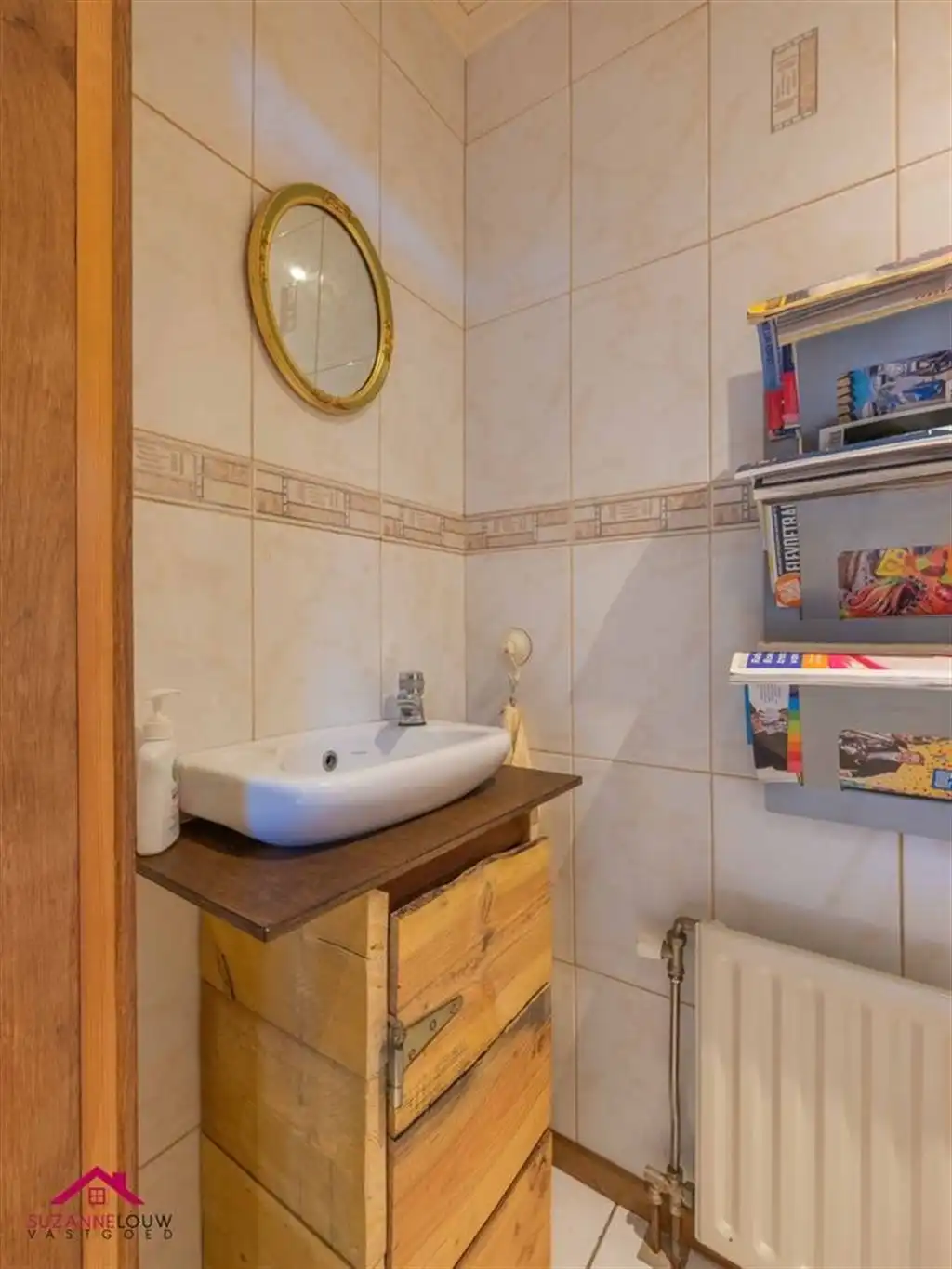 Vrijstaande woning op ruim perceel foto 8