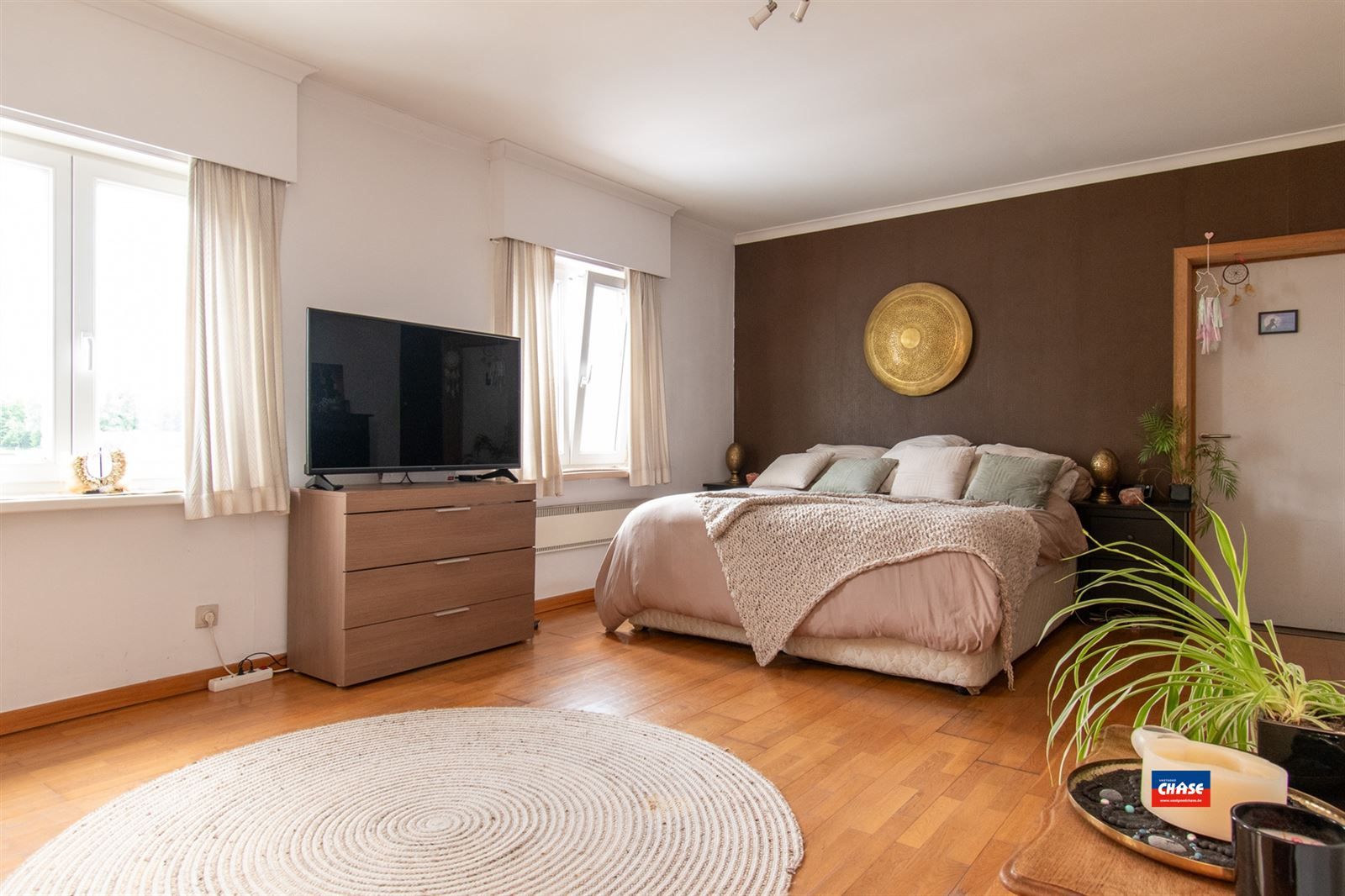 PRACHTIG LANDHUIS MET PRAKTIJKMOGELIJKHEDEN EN ZWEMBAD OP EEN TOTALE OPPERVLAKTE VAN 10a 50ca  foto 29