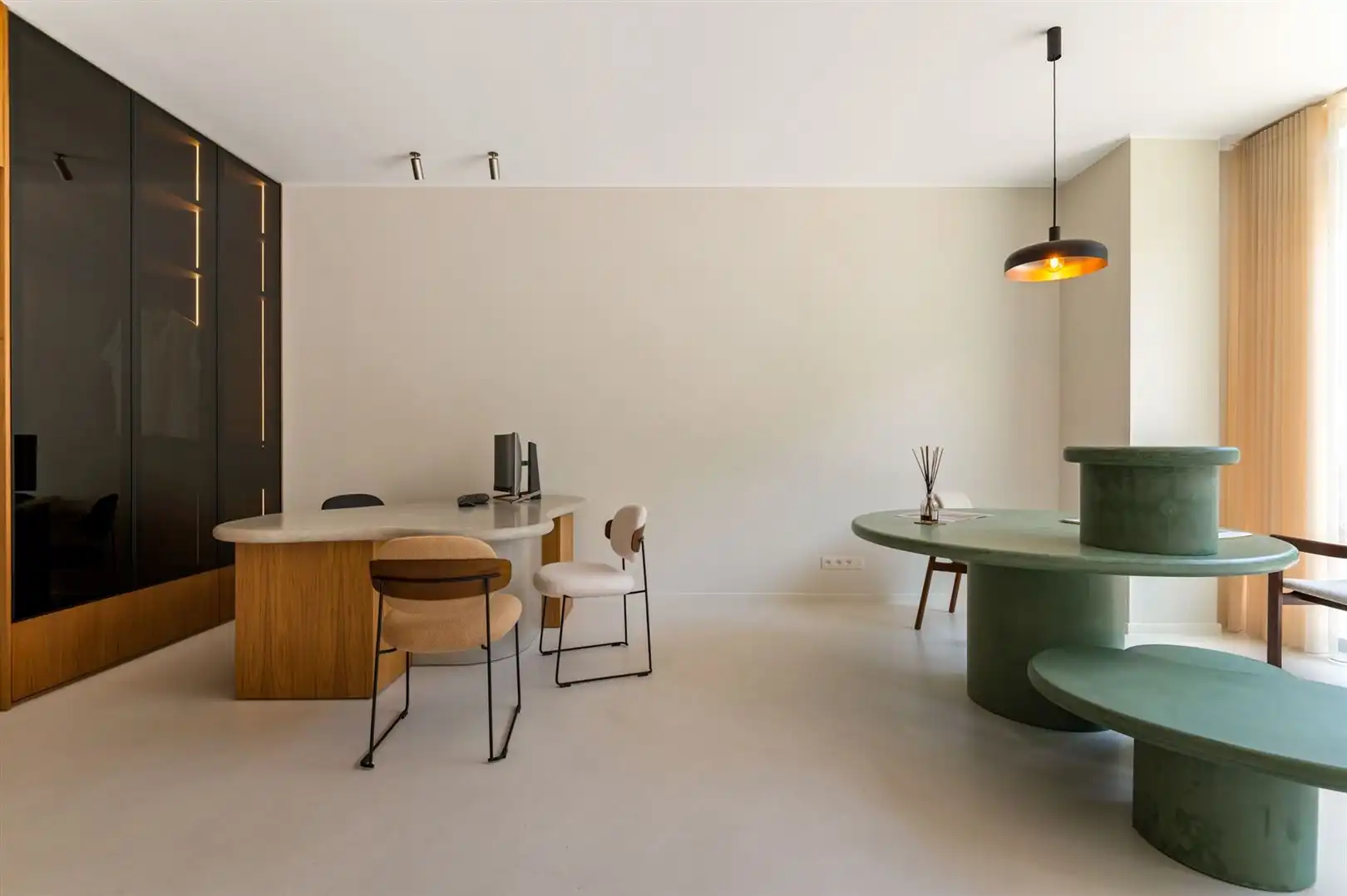 Luxueuze winkelruimte of kantoor vlakbij Rooseveltplaats, Centraal Station en Antwerpse Meir. foto 10