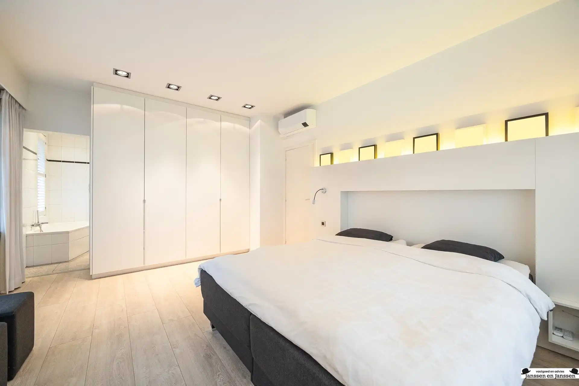 Charmante villa op toplocatie in hartje Ekeren foto 21