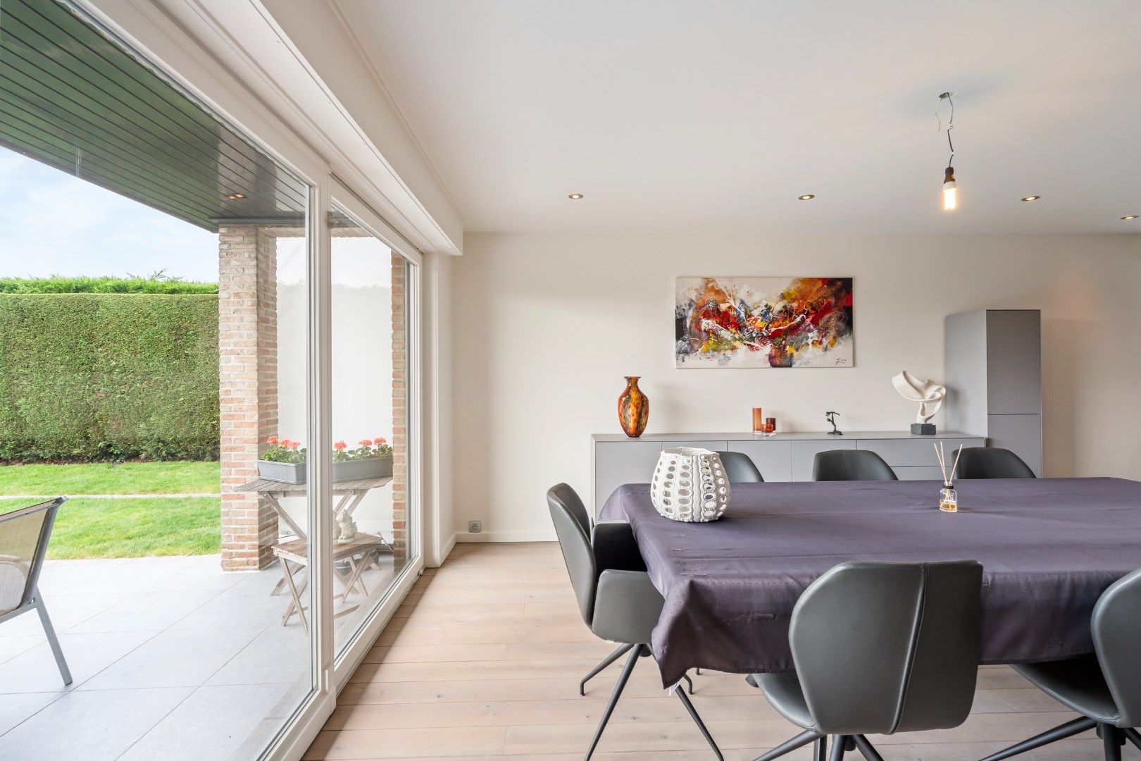 Heuvelland (De Klijte), goed onderhouden villa met zicht op de Kemmelberg. foto 12