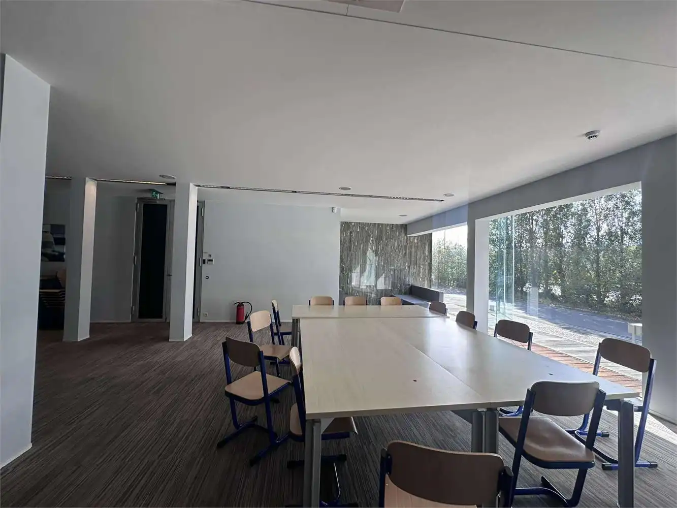 UNIEKE KANTOREN MET PARKING EN VERSCHILLENDE OPPERVLAKTES foto 40