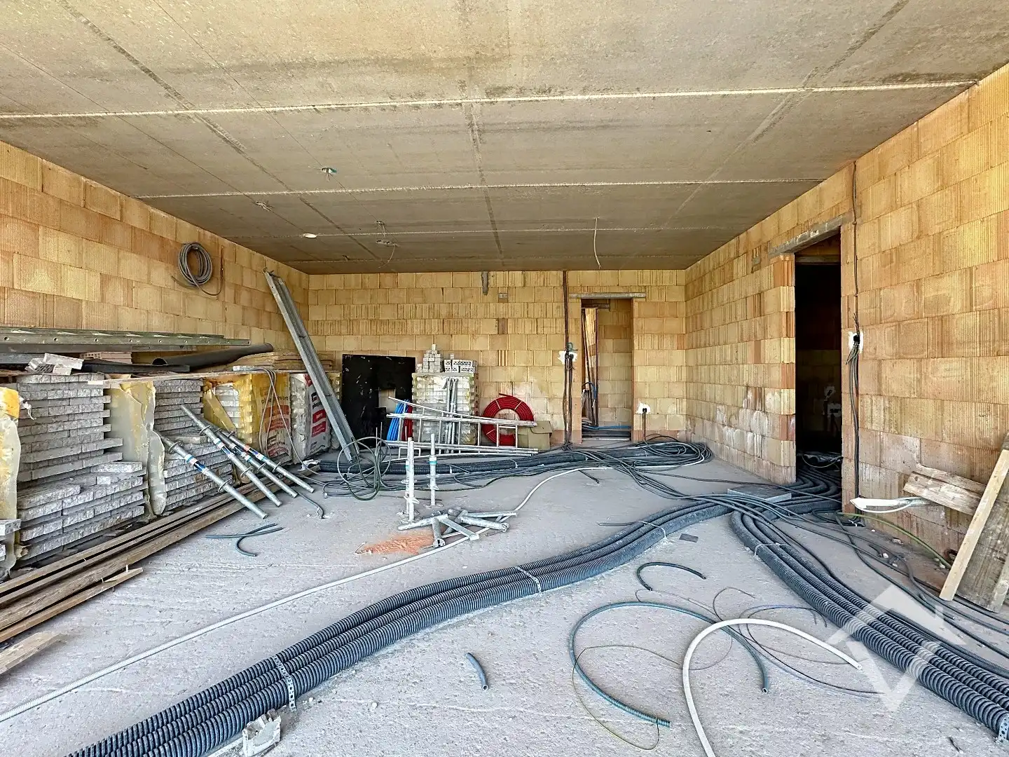 Appartement met 2 slaapkamers en een groot terras te Lichtervelde foto 35