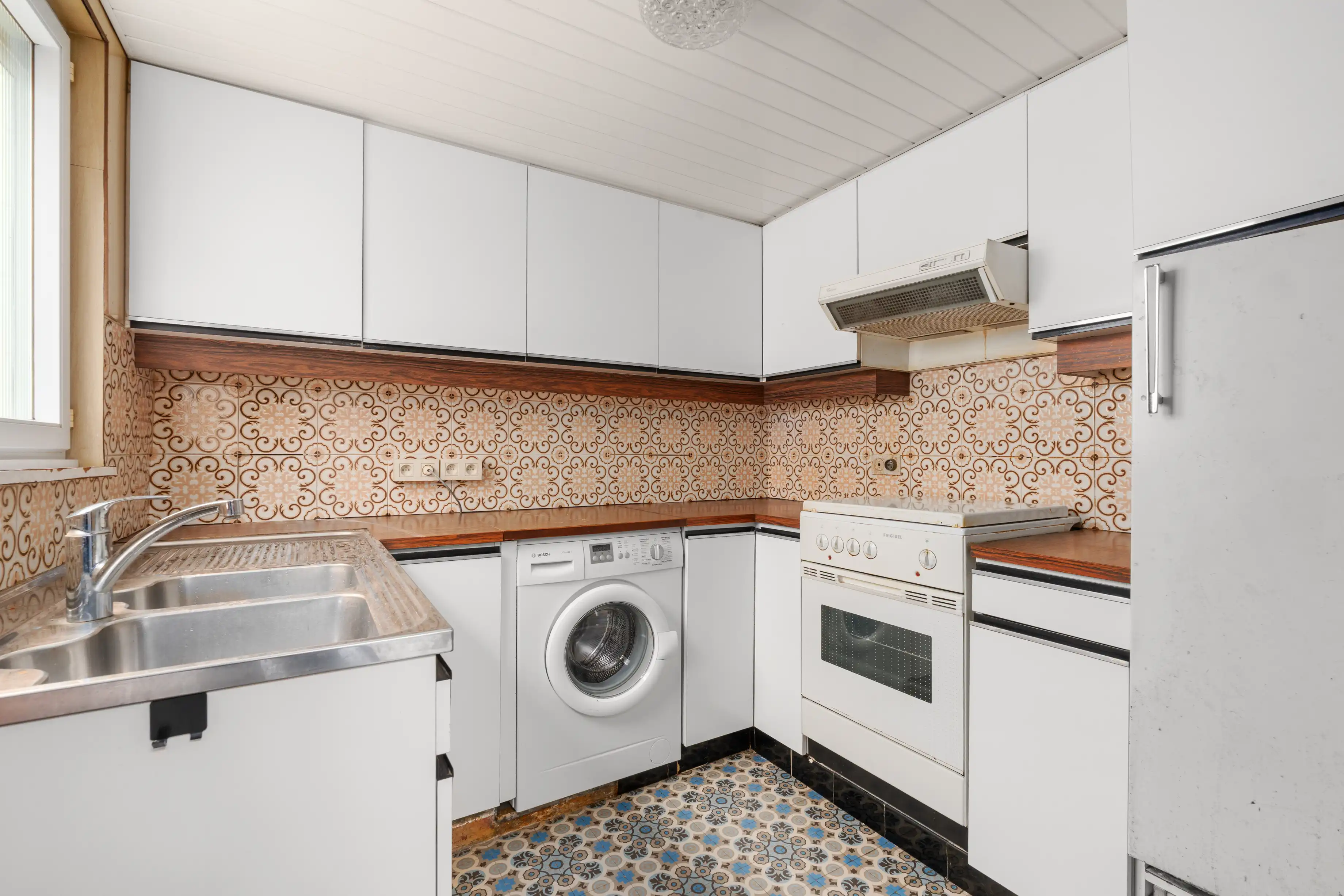 Gezellige woning met zonnige tuin op toplocatie in Ronse foto 6
