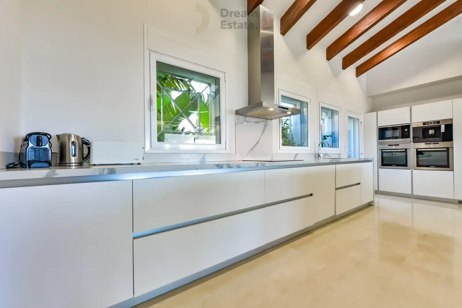 Exclusieve luxe villa in Altea – Waar elegantie en panoramisch uitzicht samenkomen foto 32