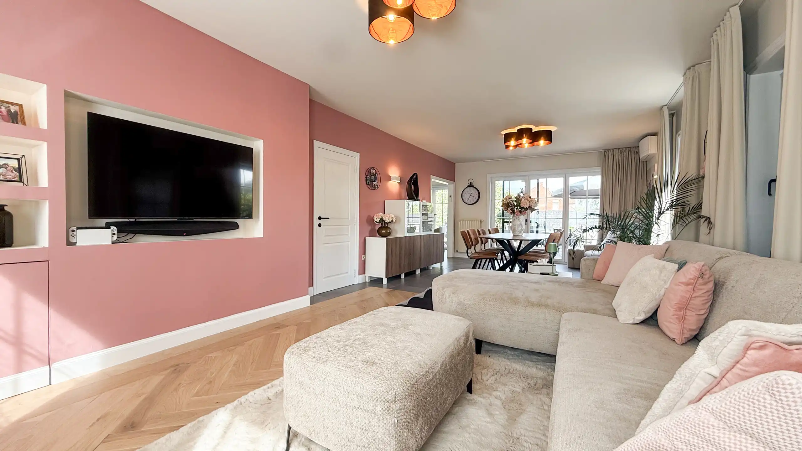 Ruime woning van 235m² met 4slpks, kelder en EPC B!  foto 3