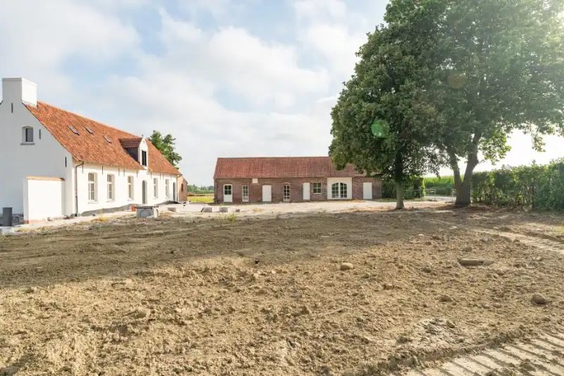 Prachtige casco hoeve op unieke locatie in Moorslede foto 2