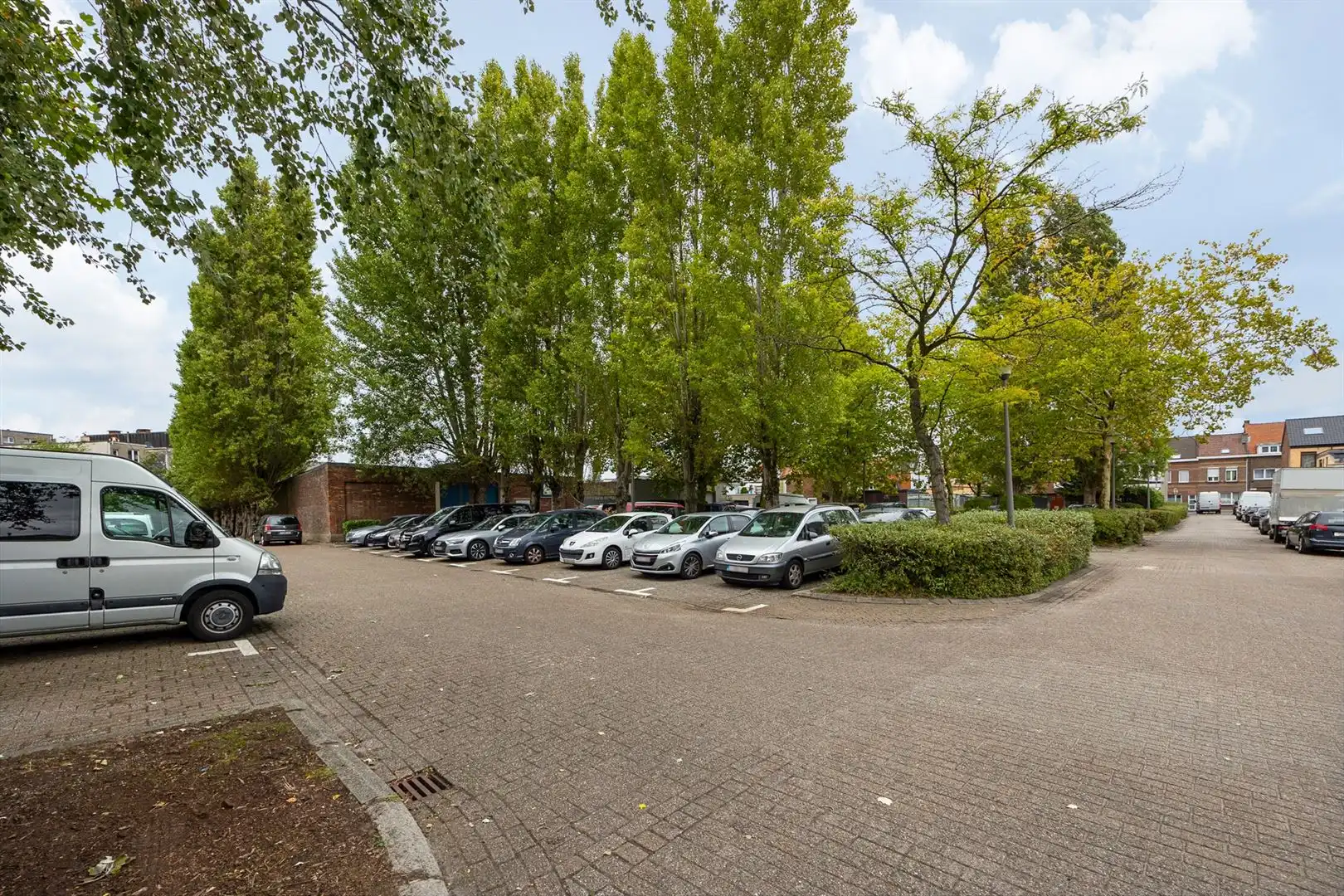 Modern en licht appartement met terras in parkomgeving. foto 19