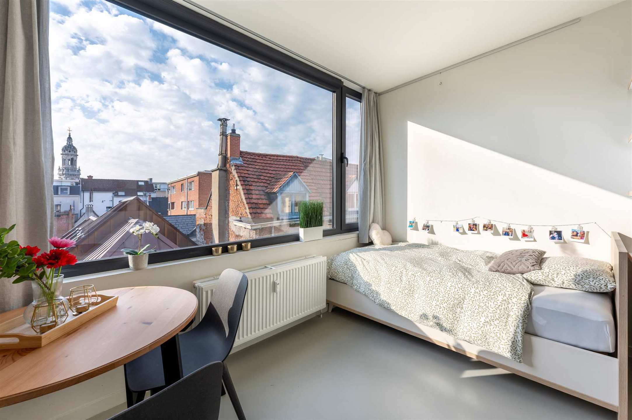 Lichte en privé studentenkamer in een topbuurt foto {{pictureIndex}}