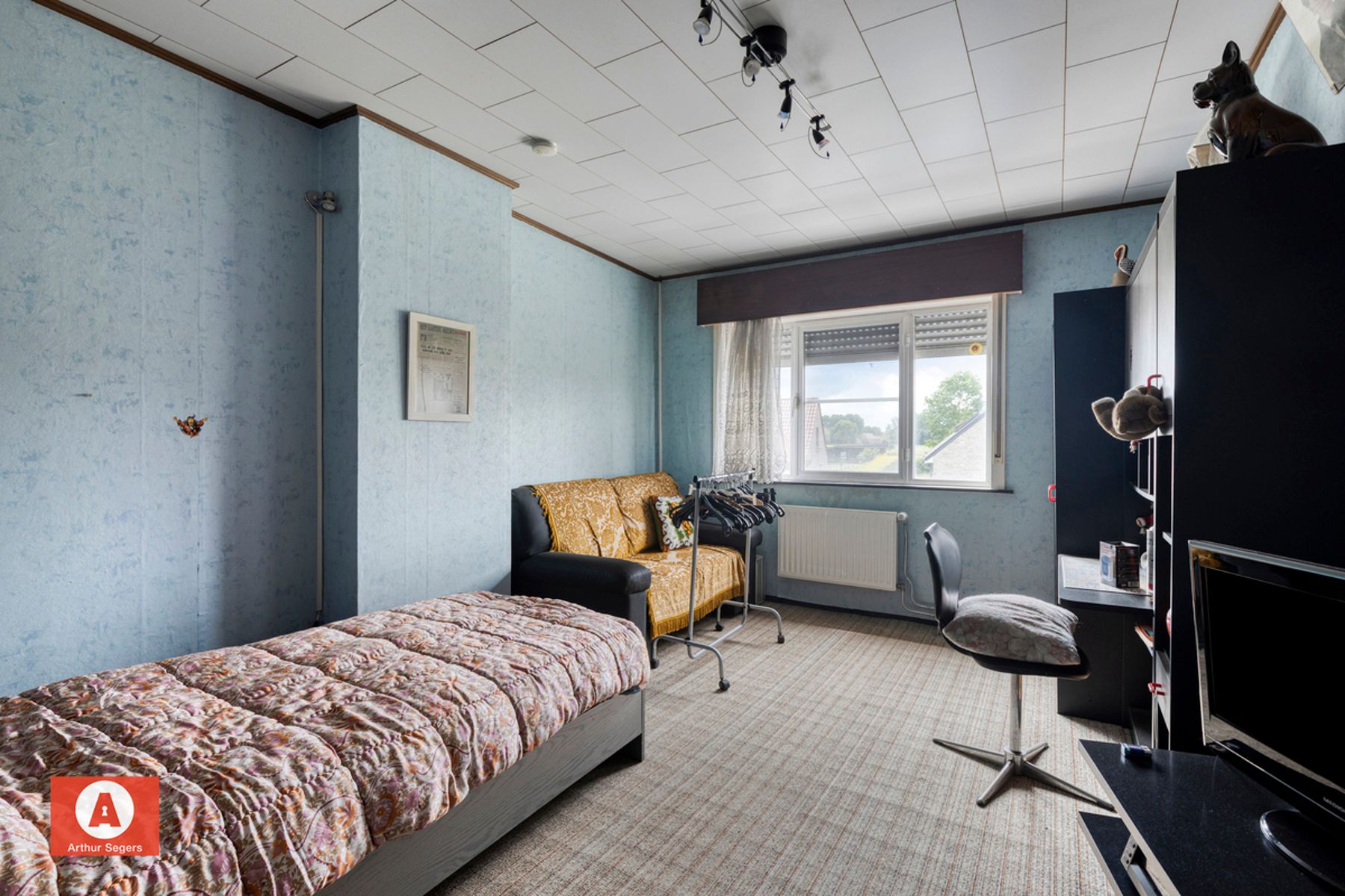 Te renoveren half-open bebouwing op gunstige ligging foto 14
