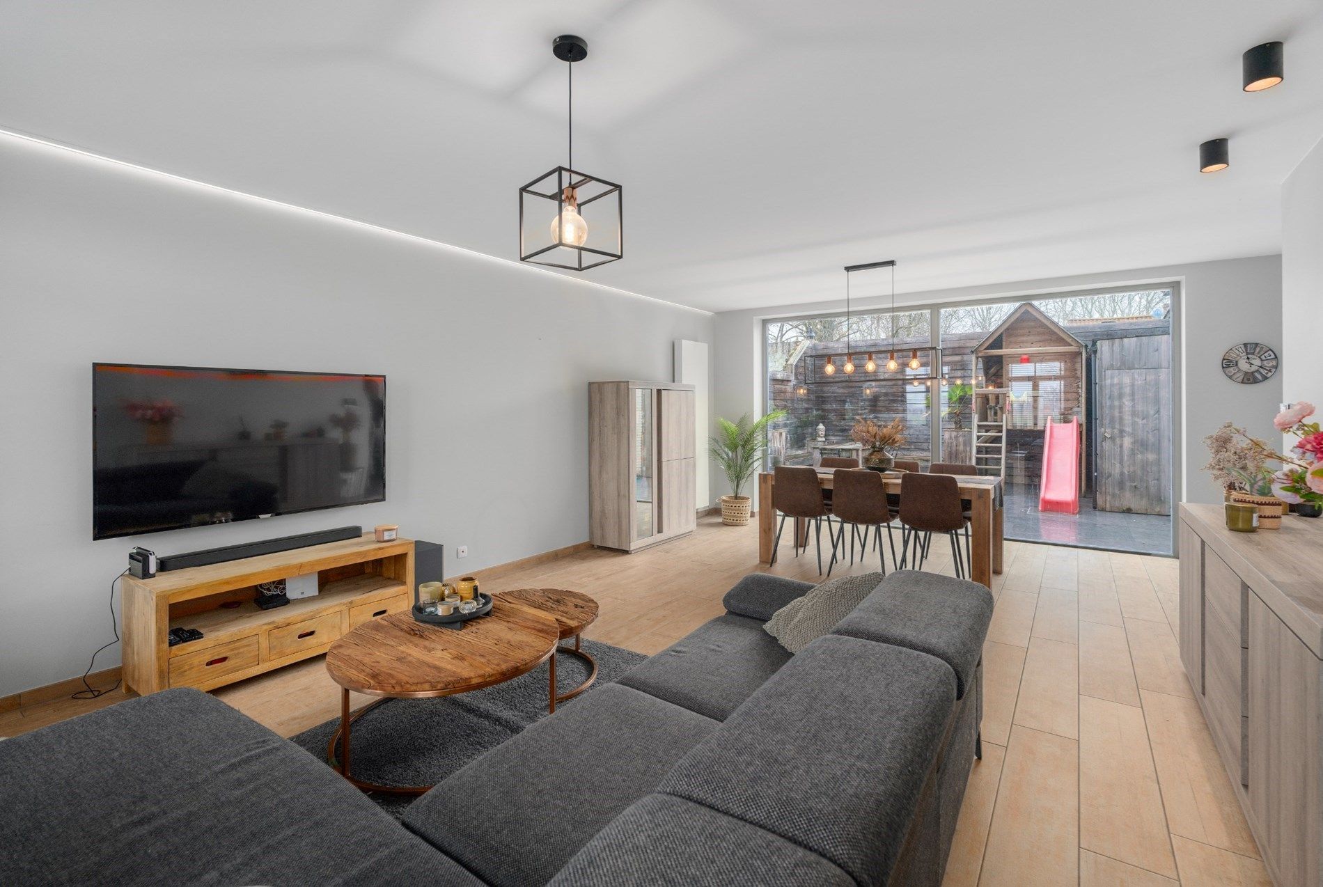 Grote en energiezuinige woning te Lissewege foto 10