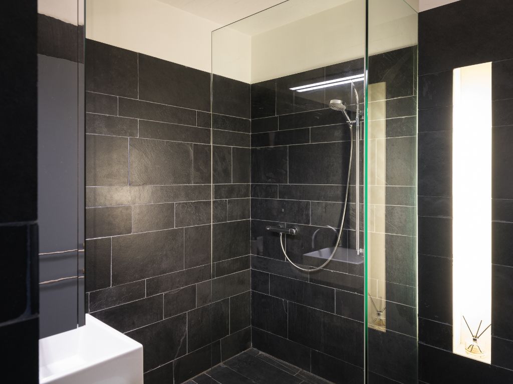 Tijdloos wonen in een ontwerp van Fabiaan Van Severen – nabij het Citadelpark foto 12