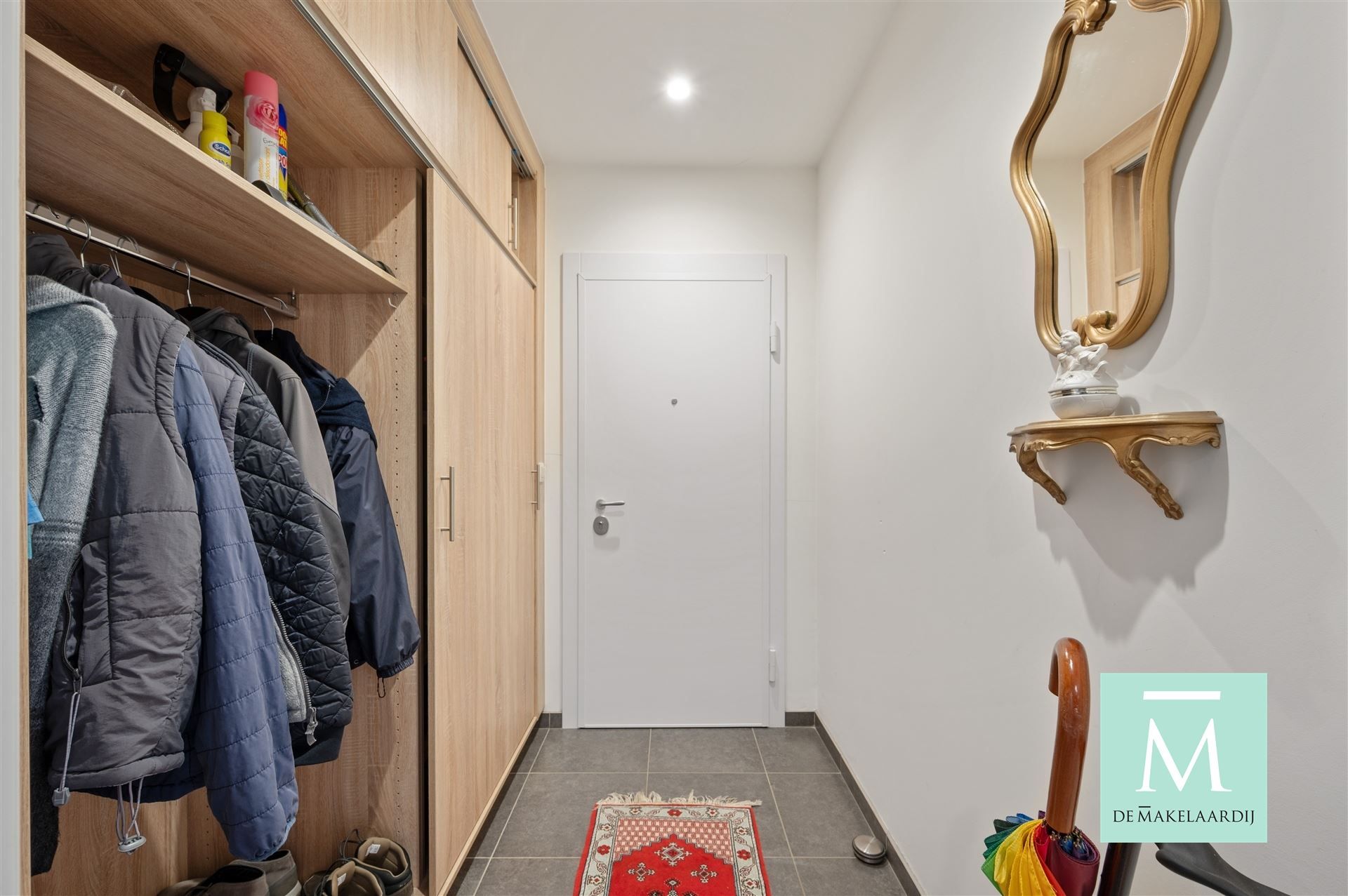 Appartement met 2 slaapkamers en zeer ruim terras foto 4