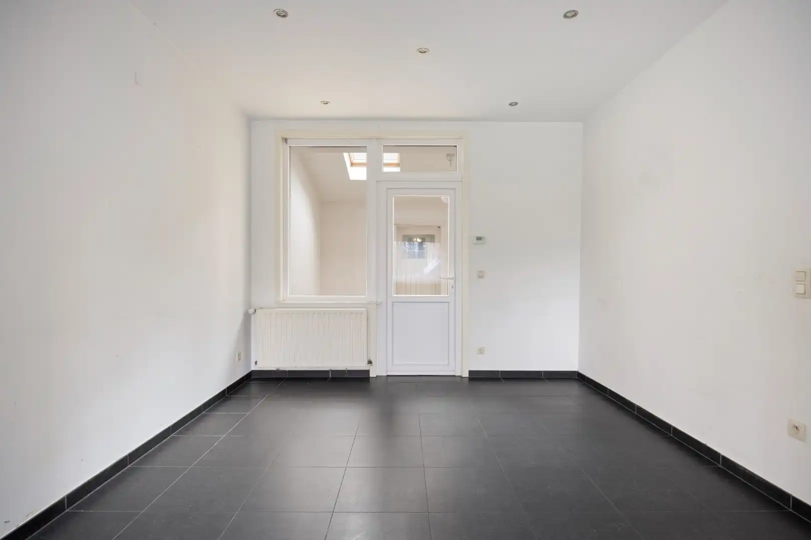 Ruime 3-gevelwoning te Lennik foto 4