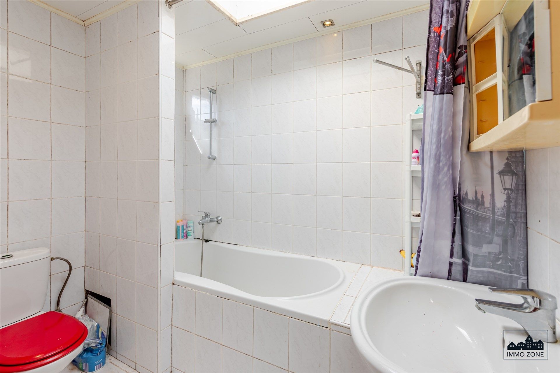 Te renoveren woning met potentieel in centrum Stekene foto 7
