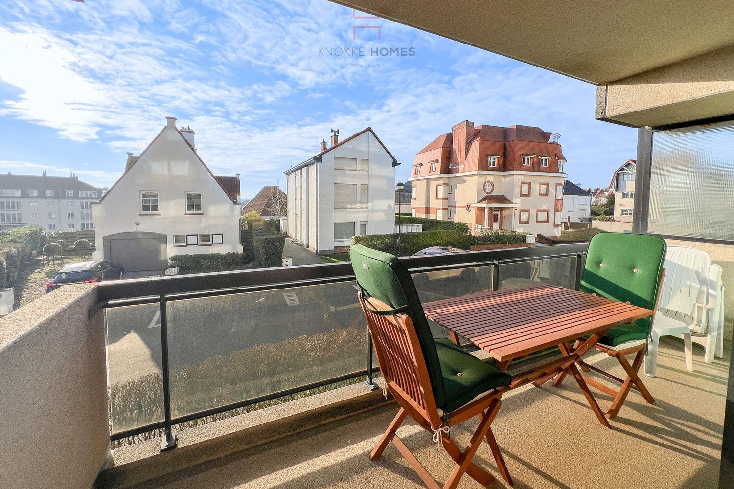 Ruim en zonnig appartement met prachtig uitzicht aan het Albertstrand foto 4