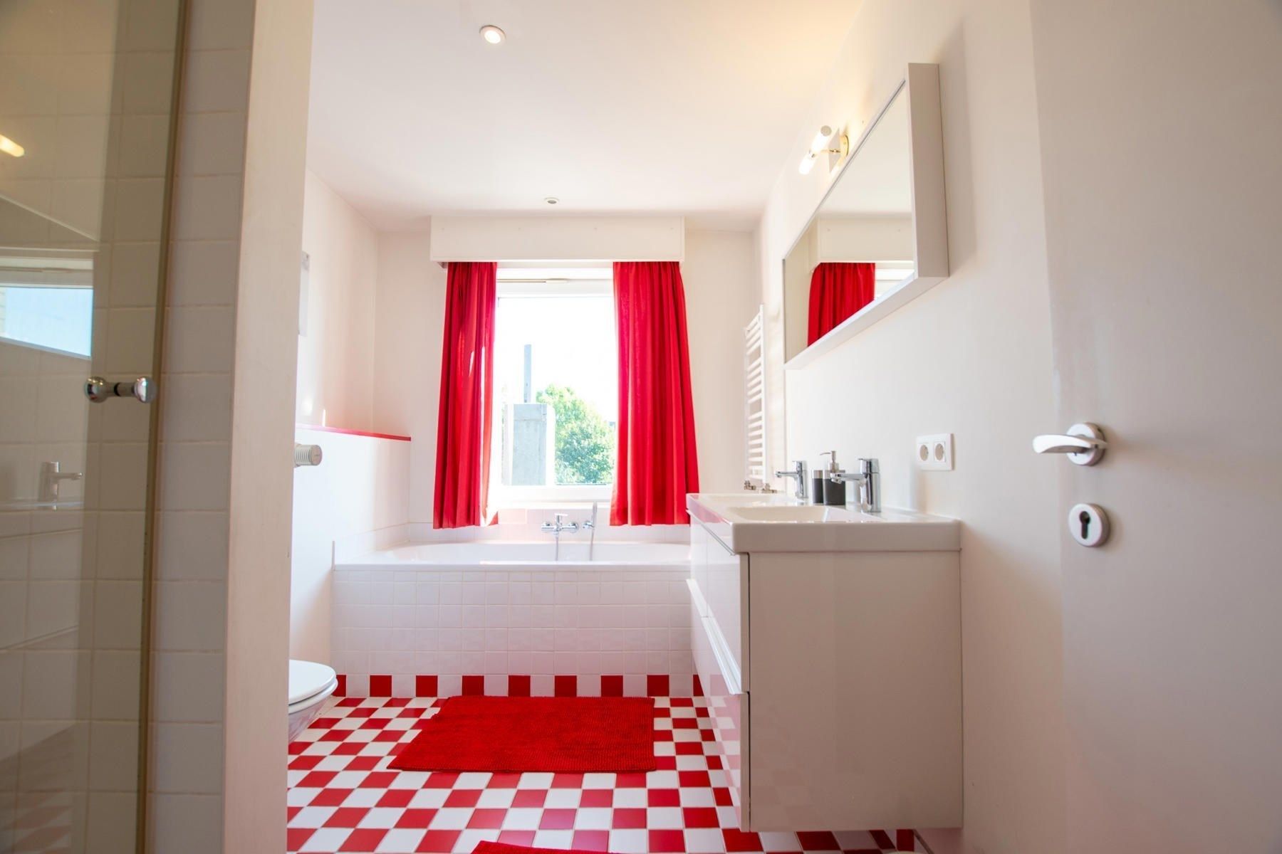 Gemeubelde woning in Oud Knokke, op wandelafstand van het Centrum! foto 5